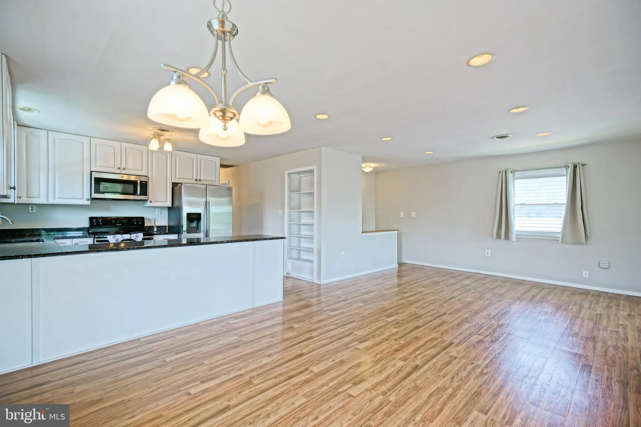 Selbyville, Delaware 19975, United States, 5 Bedrooms Bedrooms, ,2 BathroomsBathrooms,Residential,Active,137498