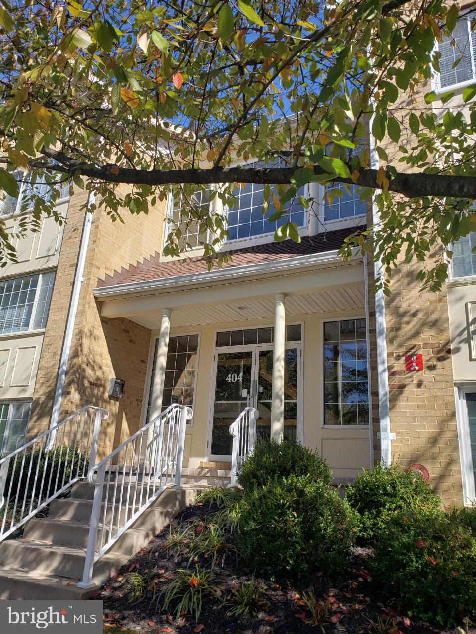 ROCKFLEET GARDEN - Residential