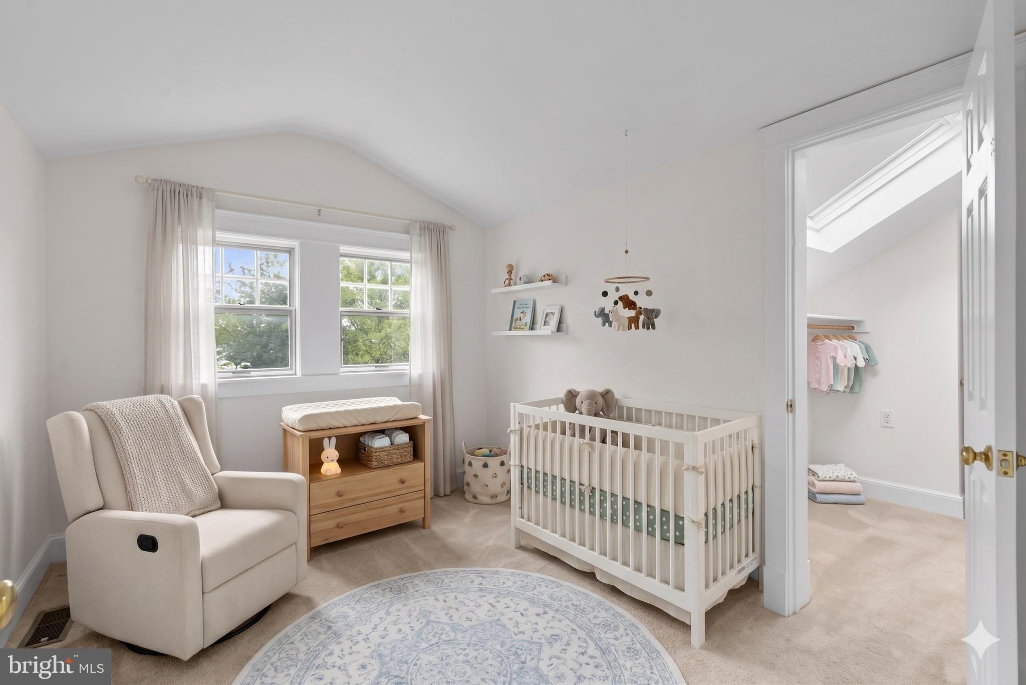 NORTH WOODSIDE - Residential