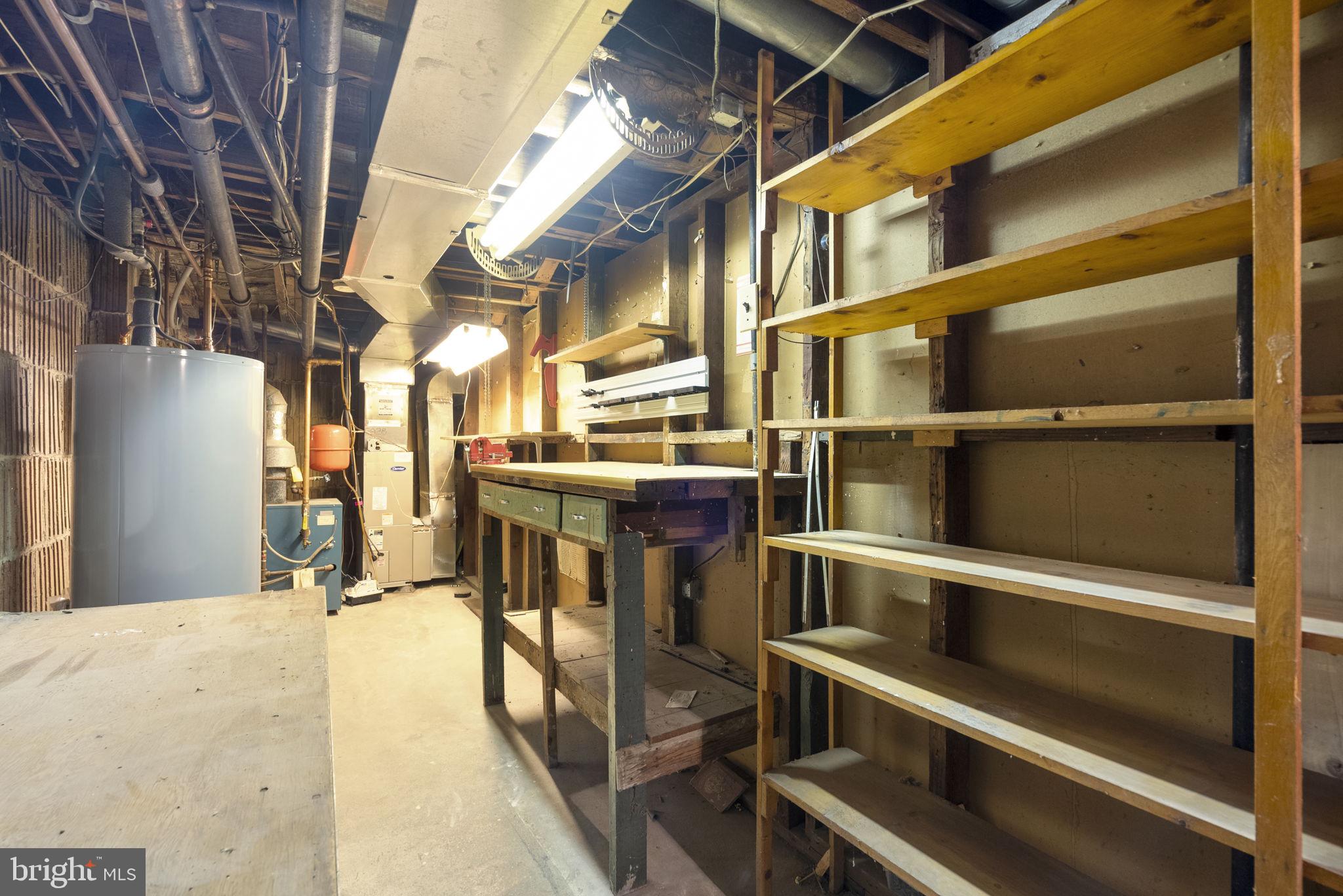 NORTH WOODSIDE - Residential