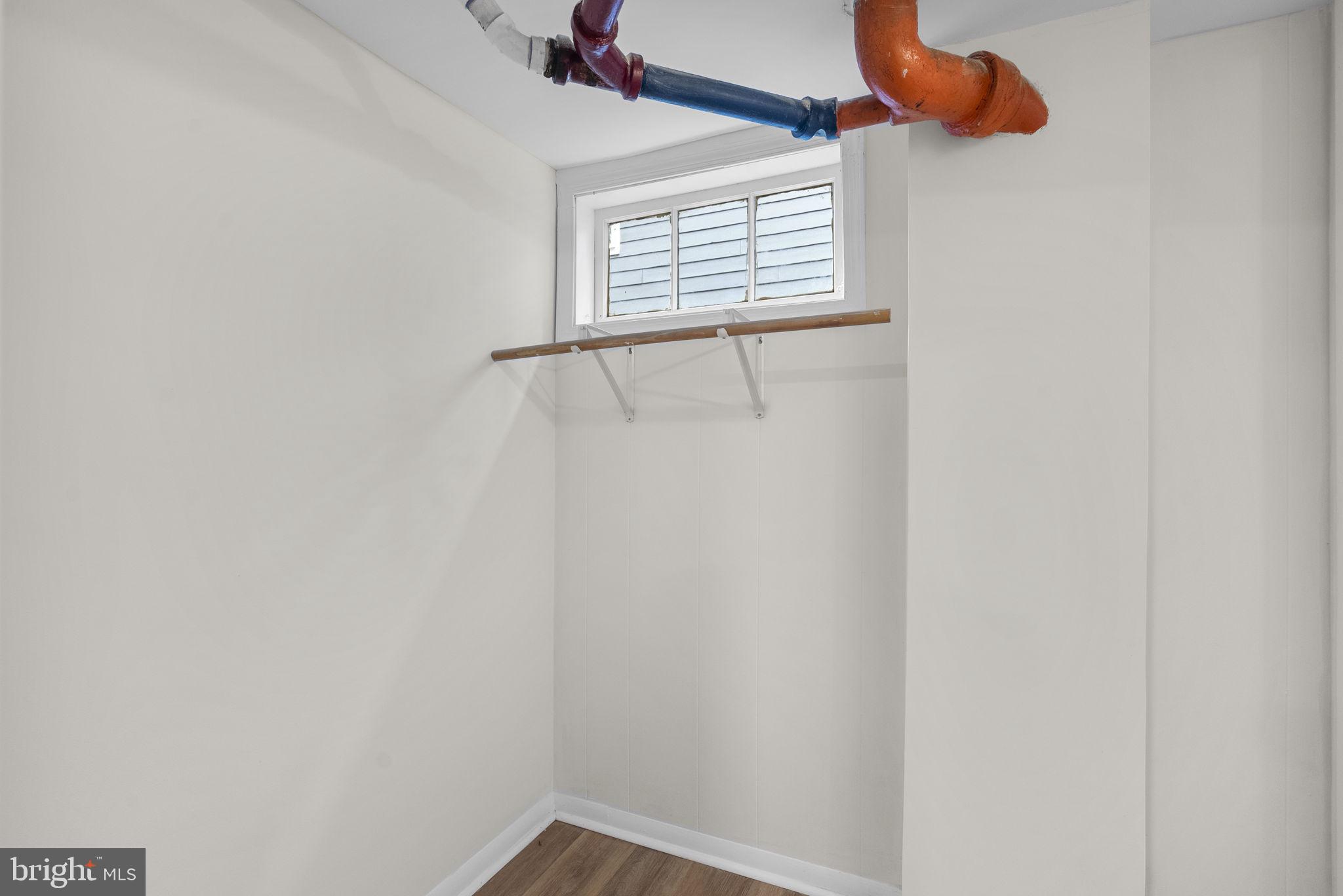 NORTH WOODSIDE - Residential