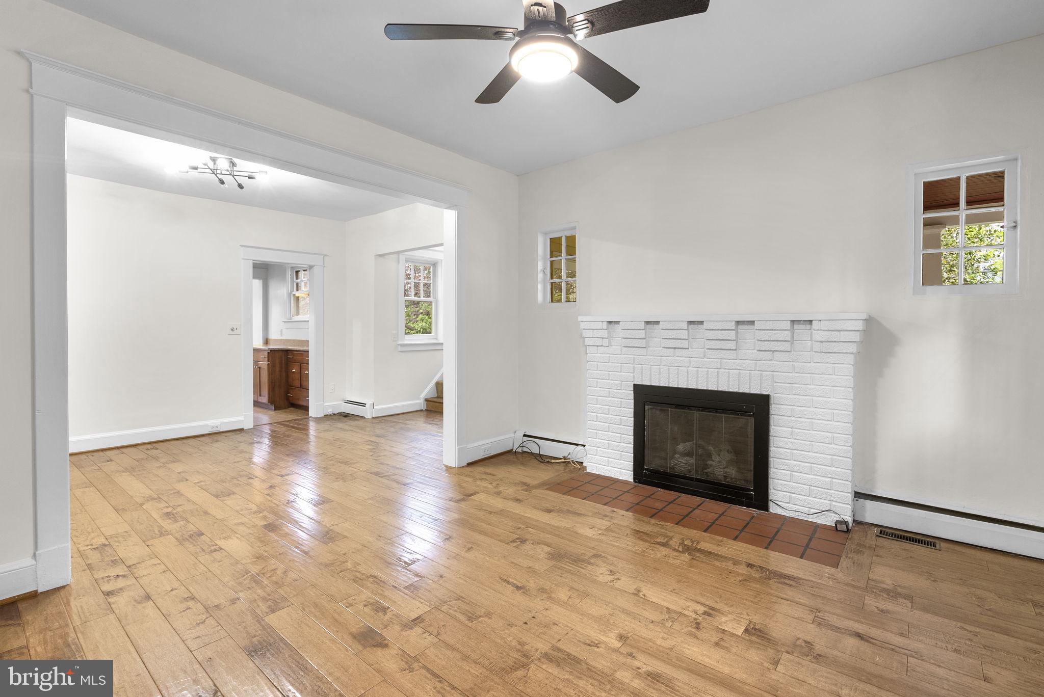 NORTH WOODSIDE - Residential