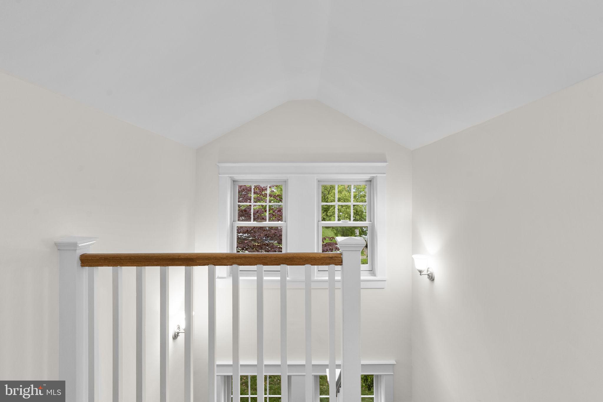 NORTH WOODSIDE - Residential