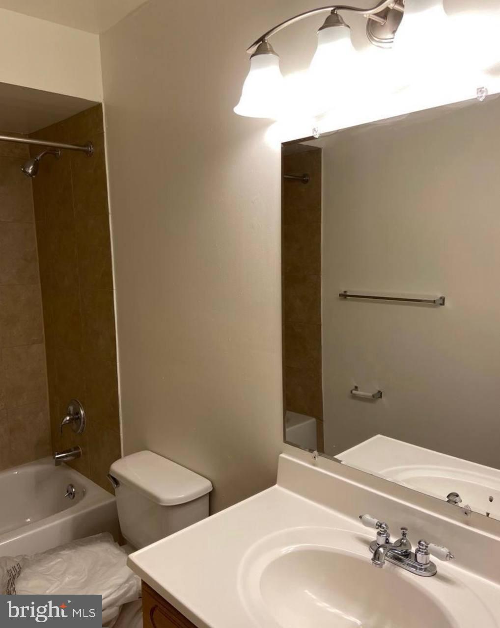 HUNTINGDON BROOK - Residential