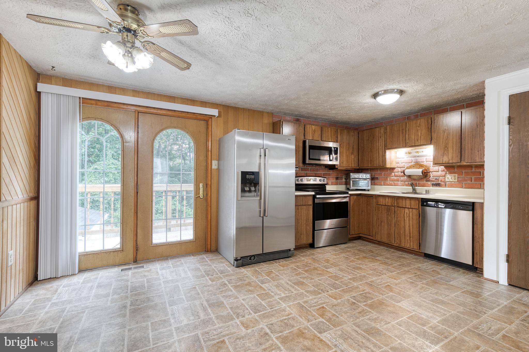 SUE CREEK LANDING - Residential