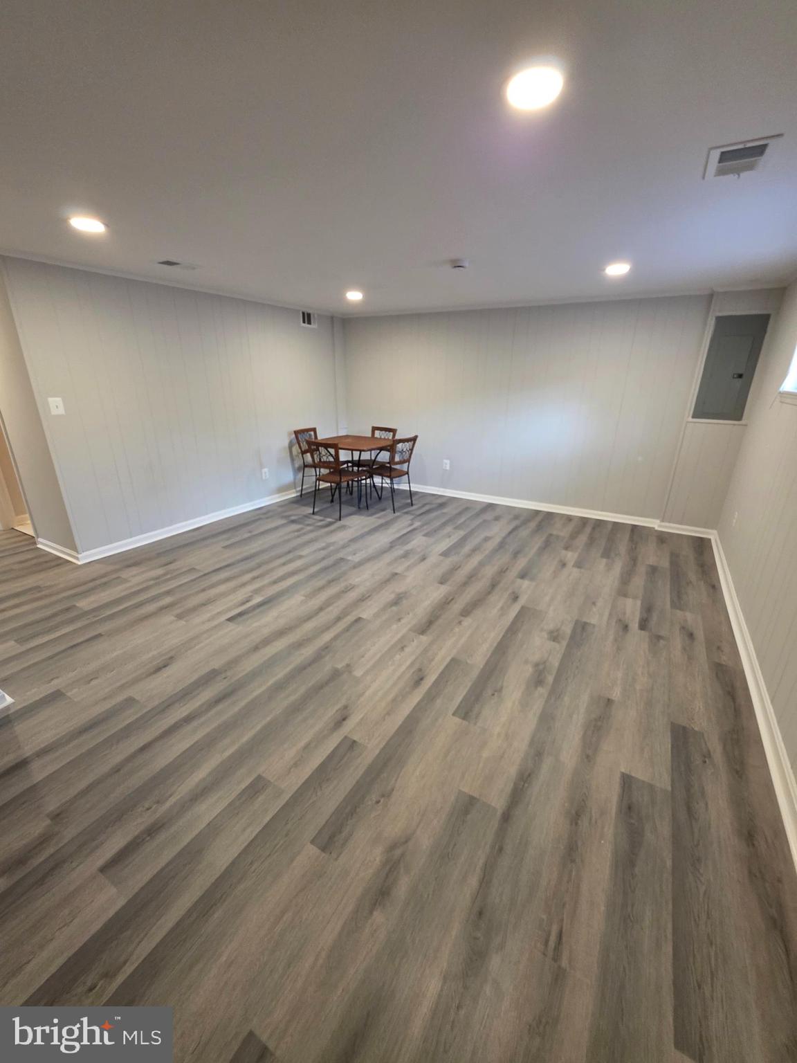 GREENVIEW VILLAGE - Residential