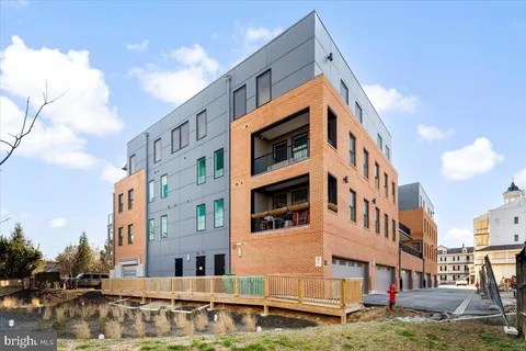 210 Second Street E Unit 204, Frederick, MD 21701 - MLS#: MDFR2060014