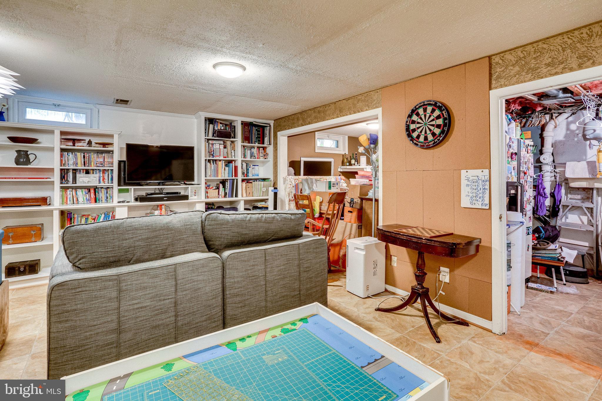 CLAREMONT - Residential Lease