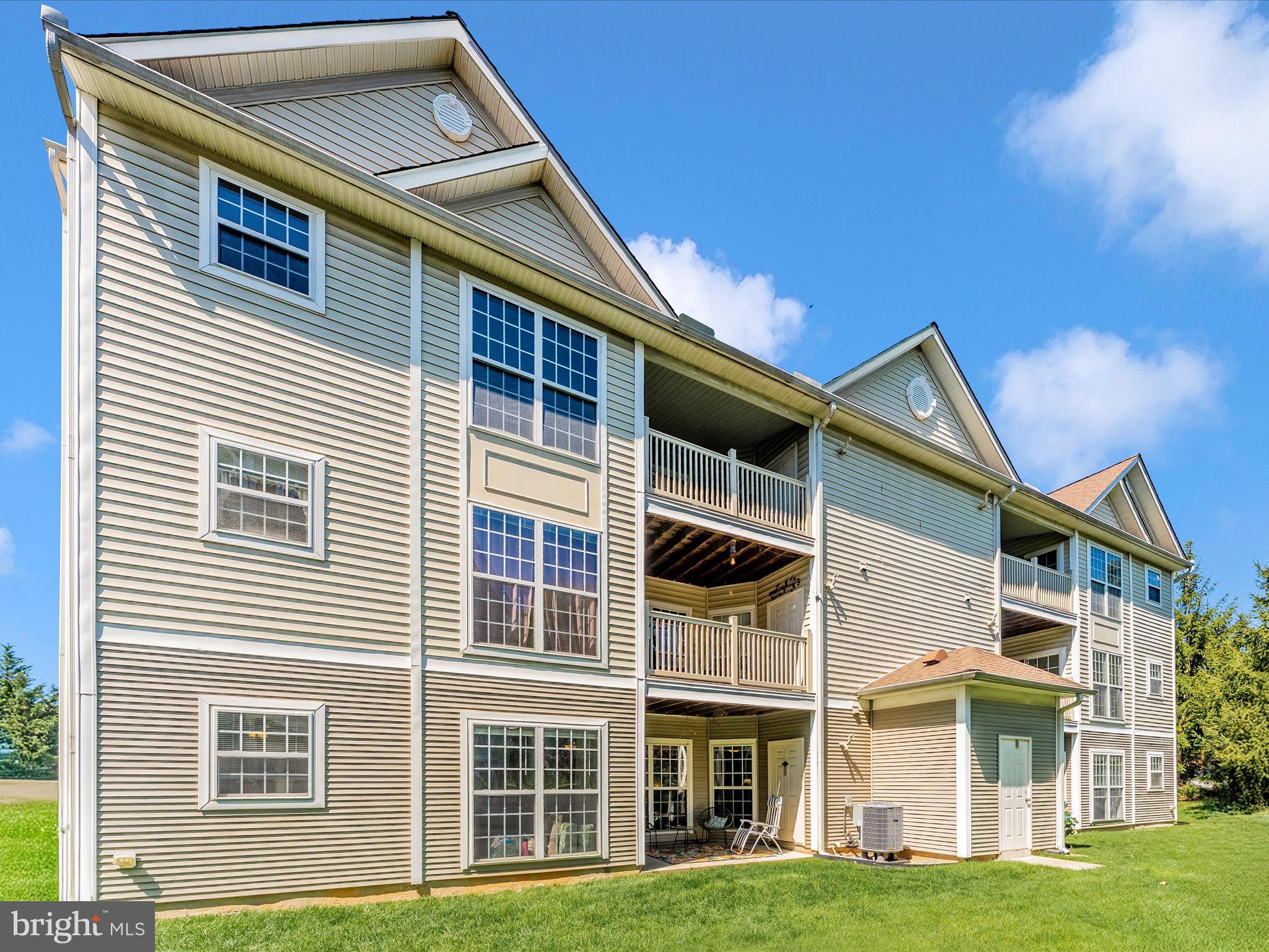 BALLENGER POINT CONDOS - Residential