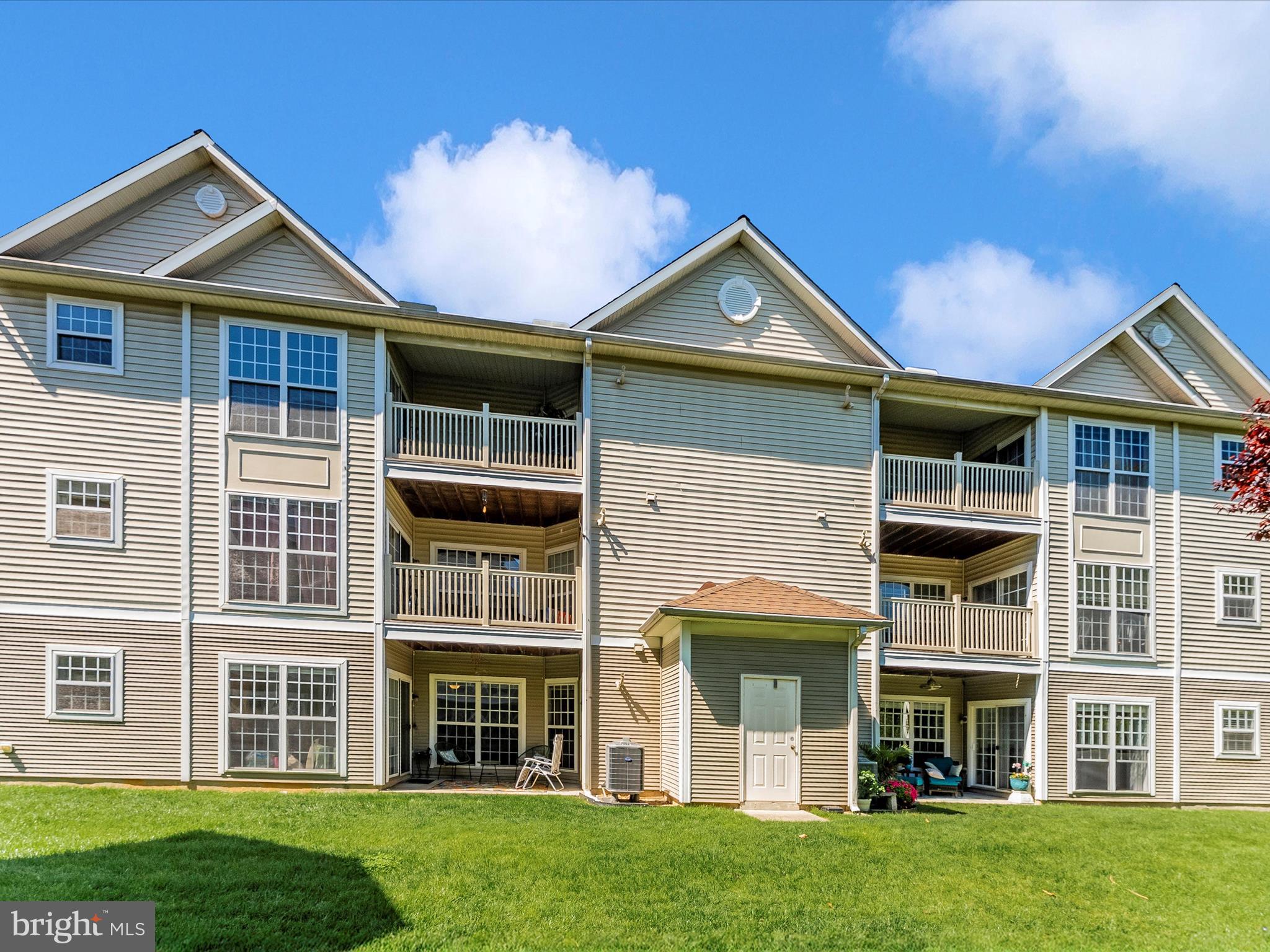 BALLENGER POINT CONDOS - Residential