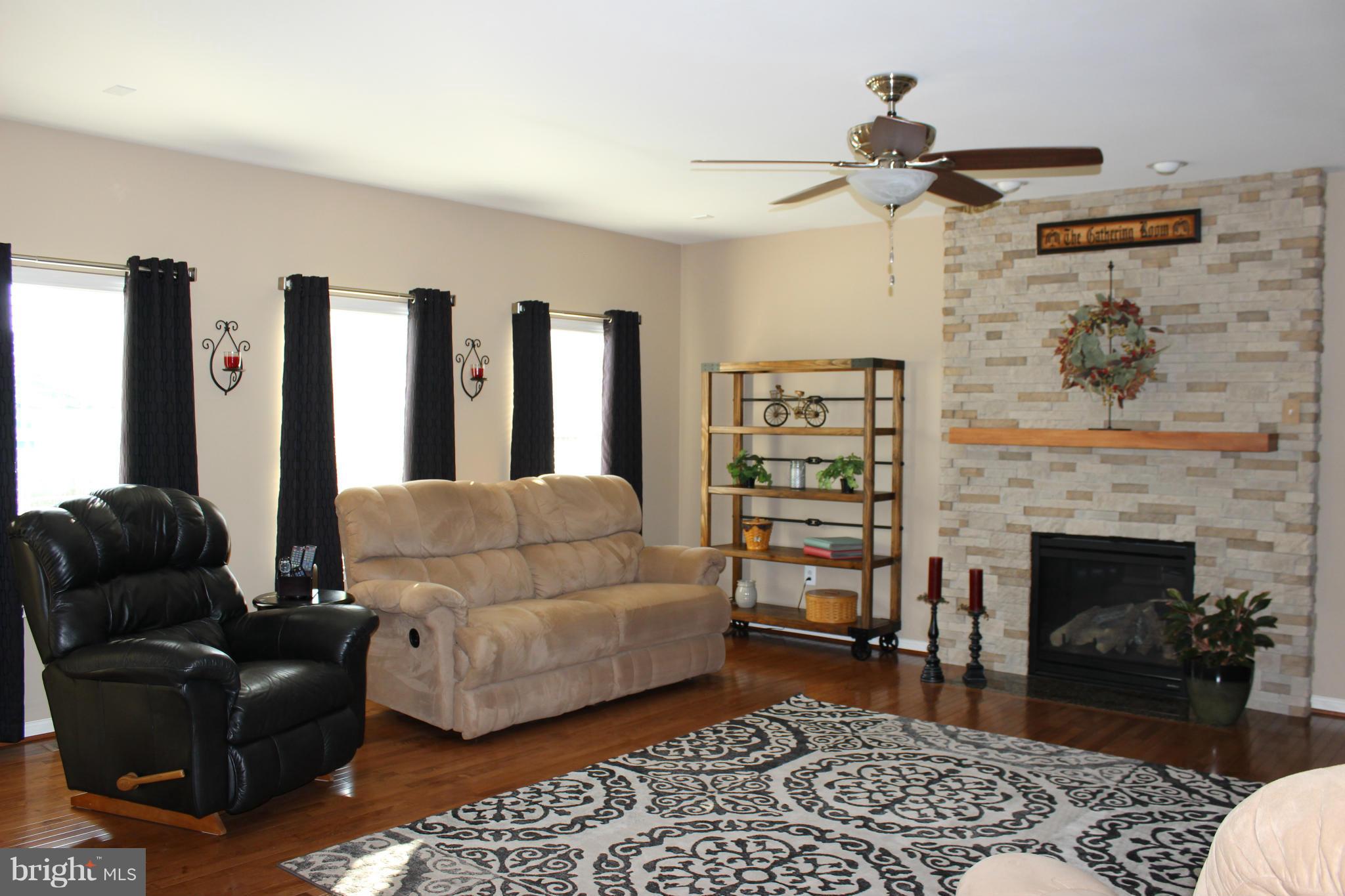 NORTH BROOK - Residential