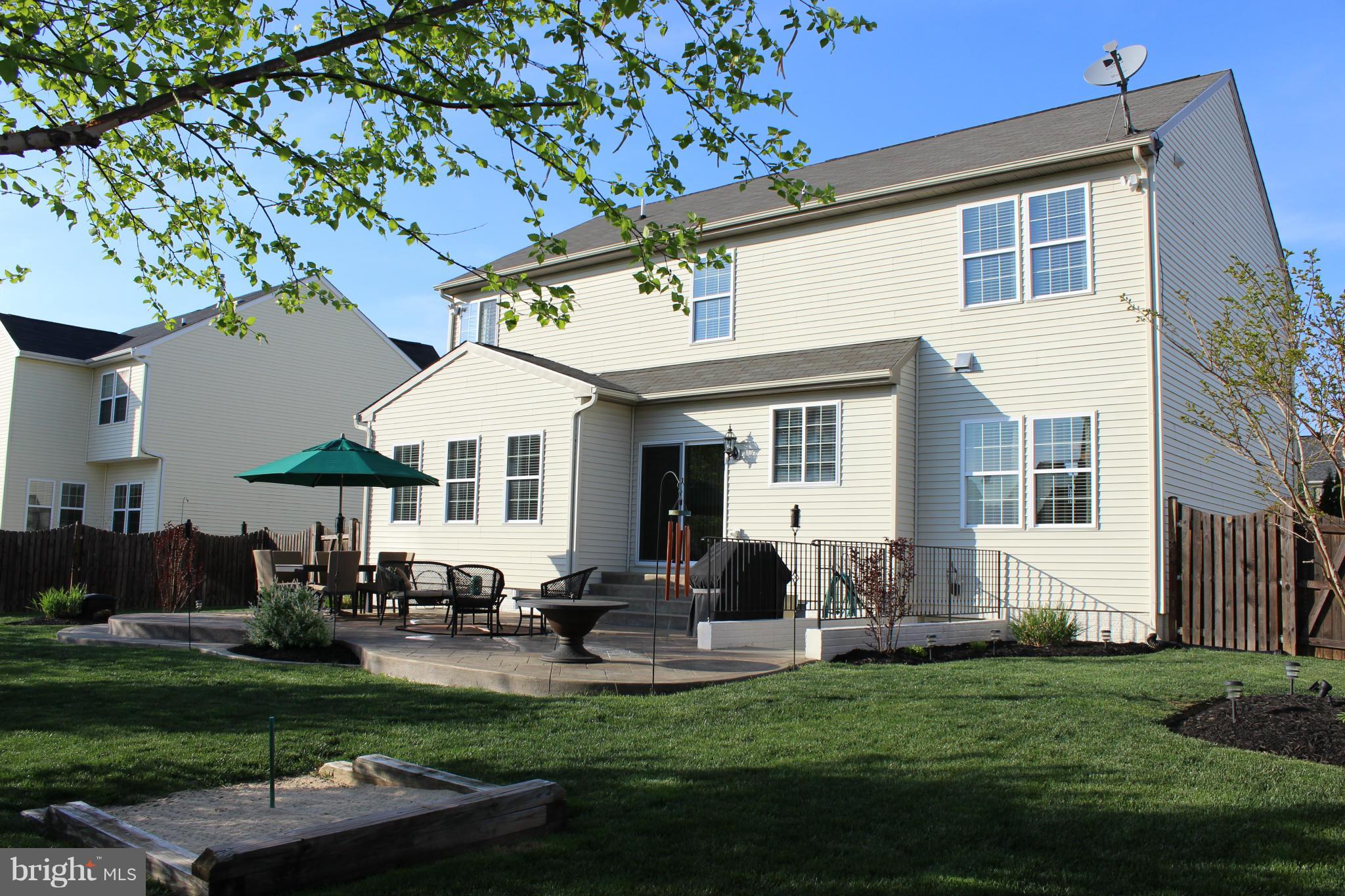 NORTH BROOK - Residential