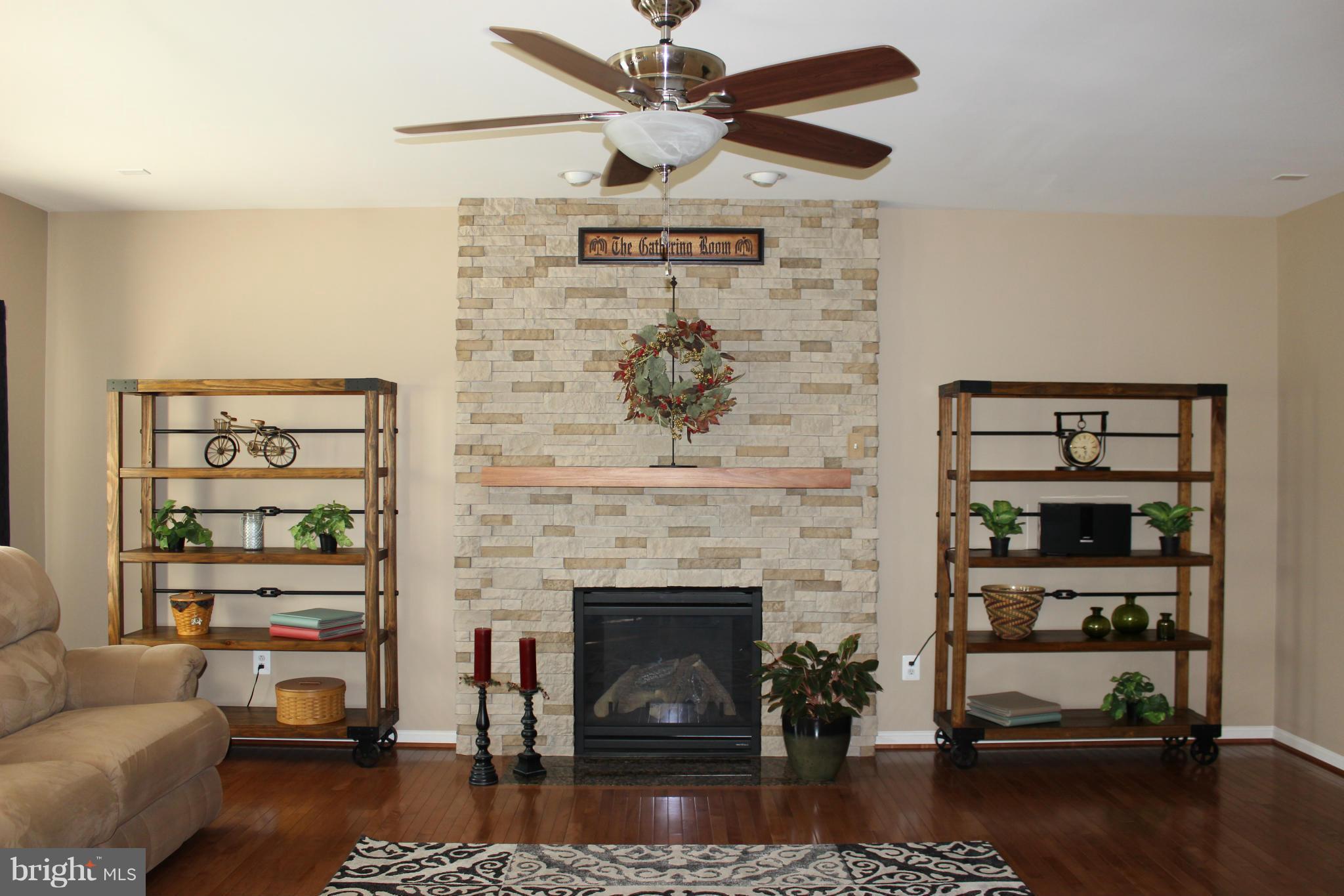 NORTH BROOK - Residential