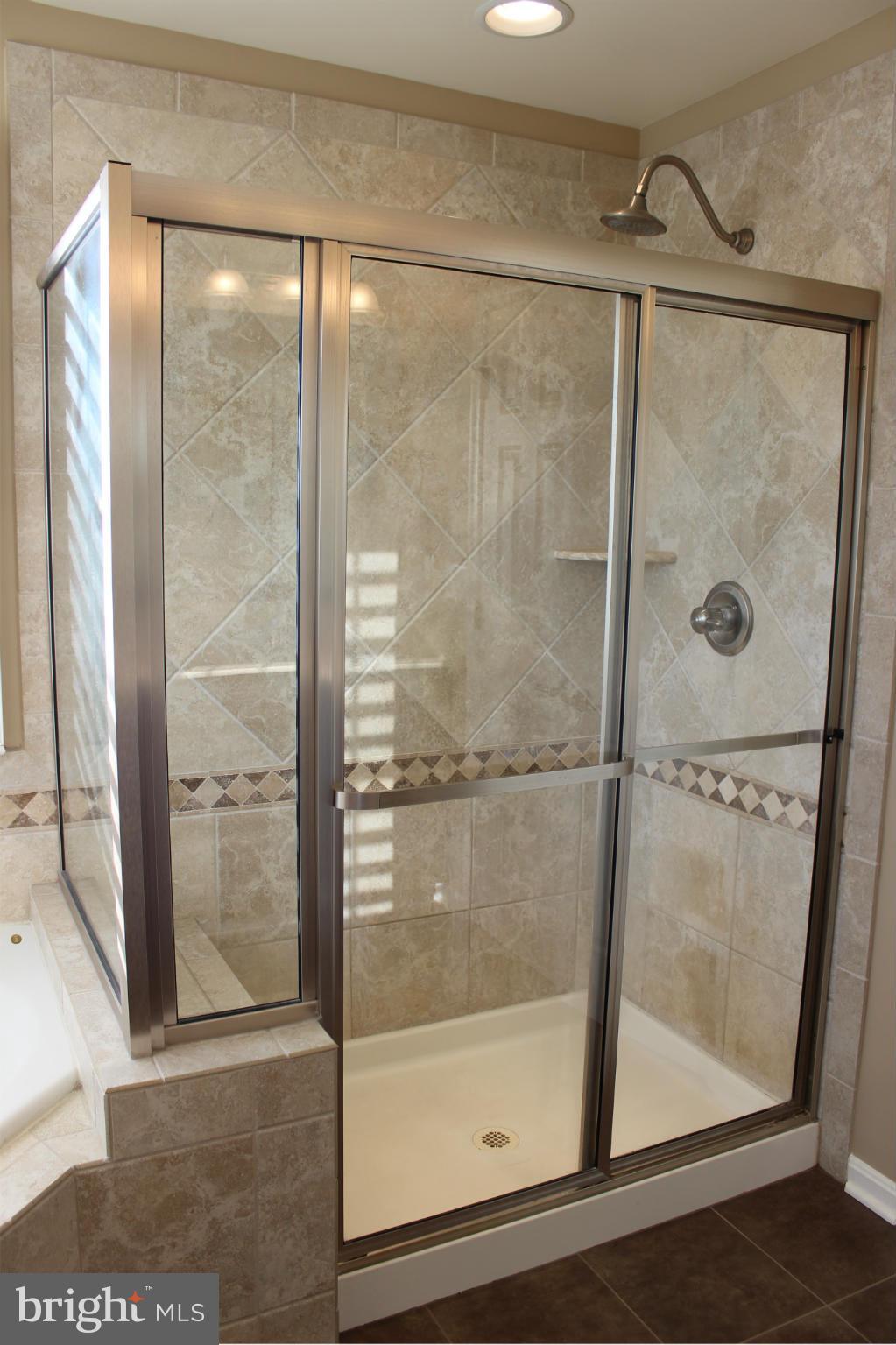 NORTH BROOK - Residential