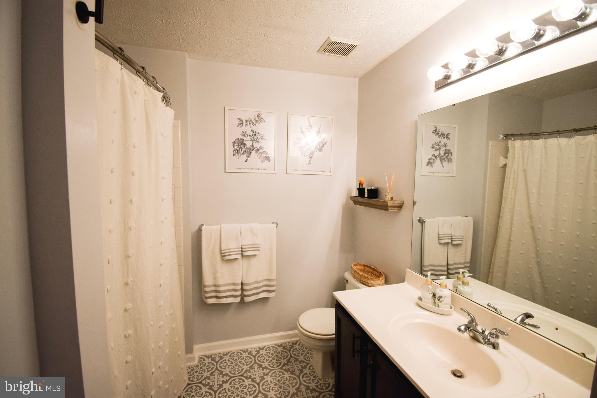 CASTLE STONE AT WHITE MARSH - Residential