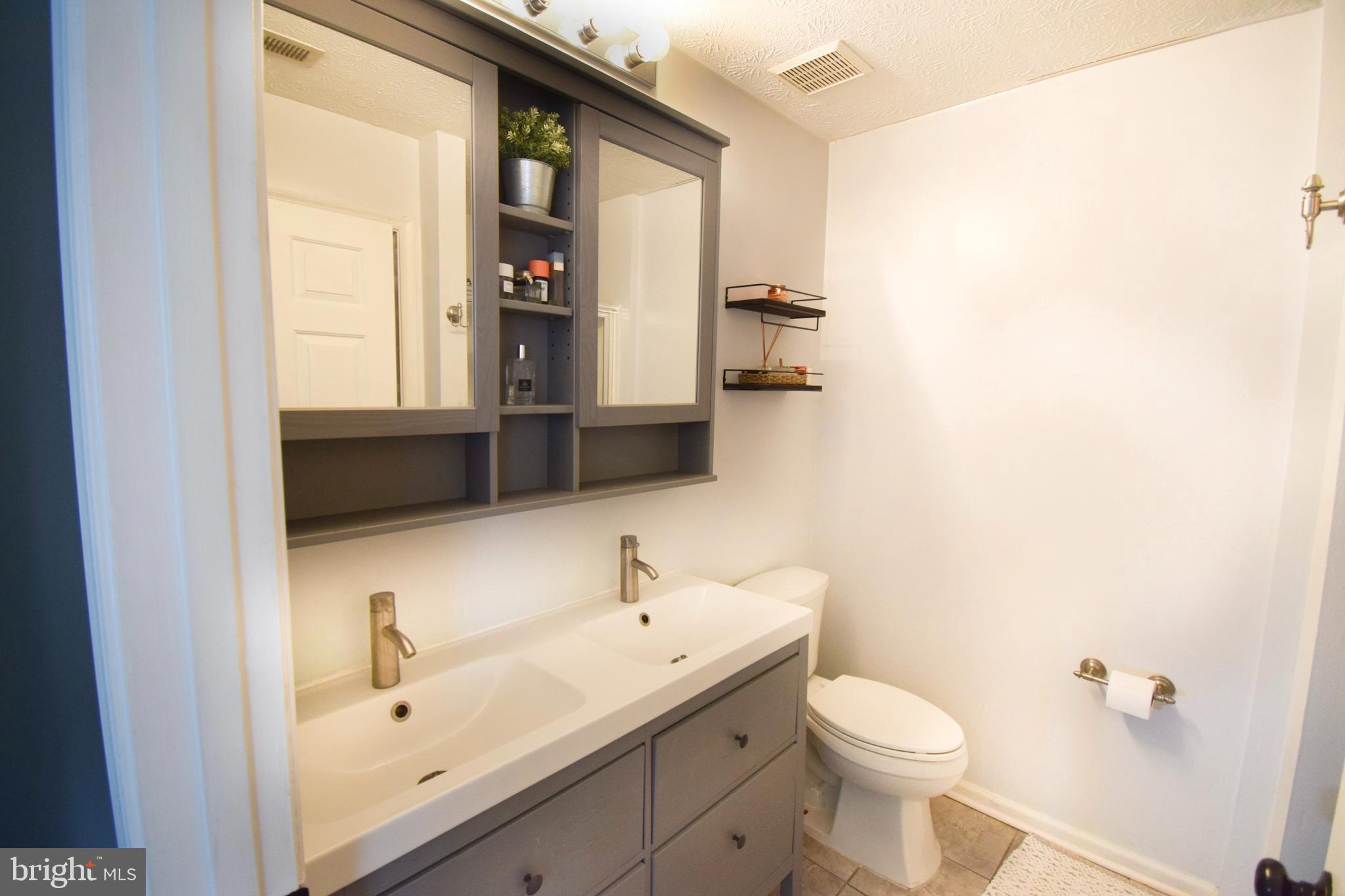 CASTLE STONE AT WHITE MARSH - Residential