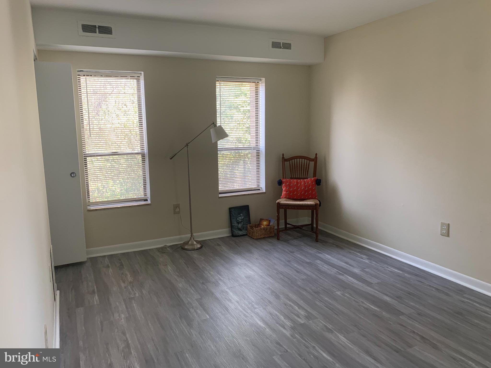 MARINERS COVE - Residential