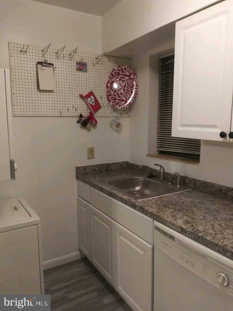 MARINERS COVE - Residential