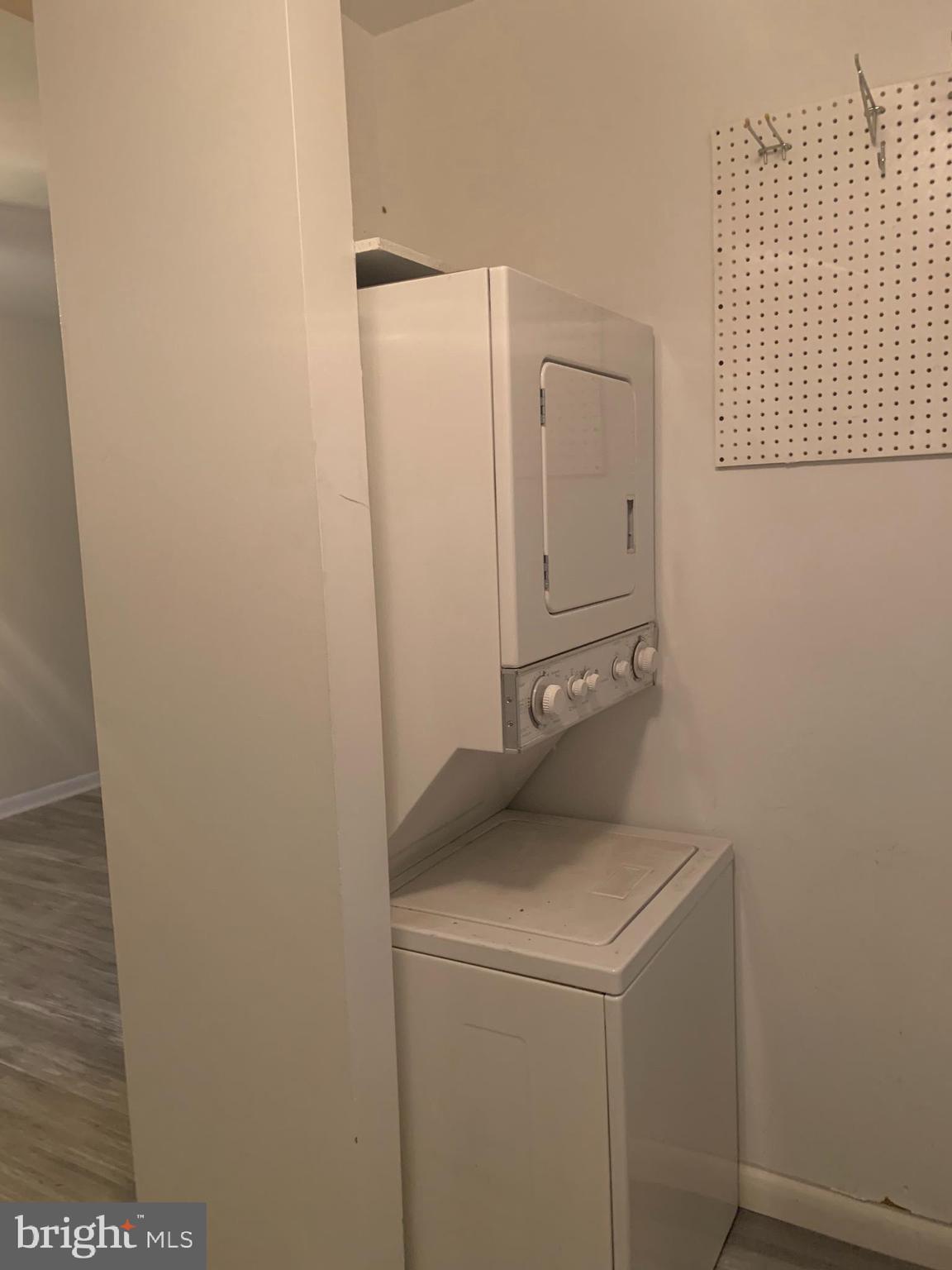 MARINERS COVE - Residential