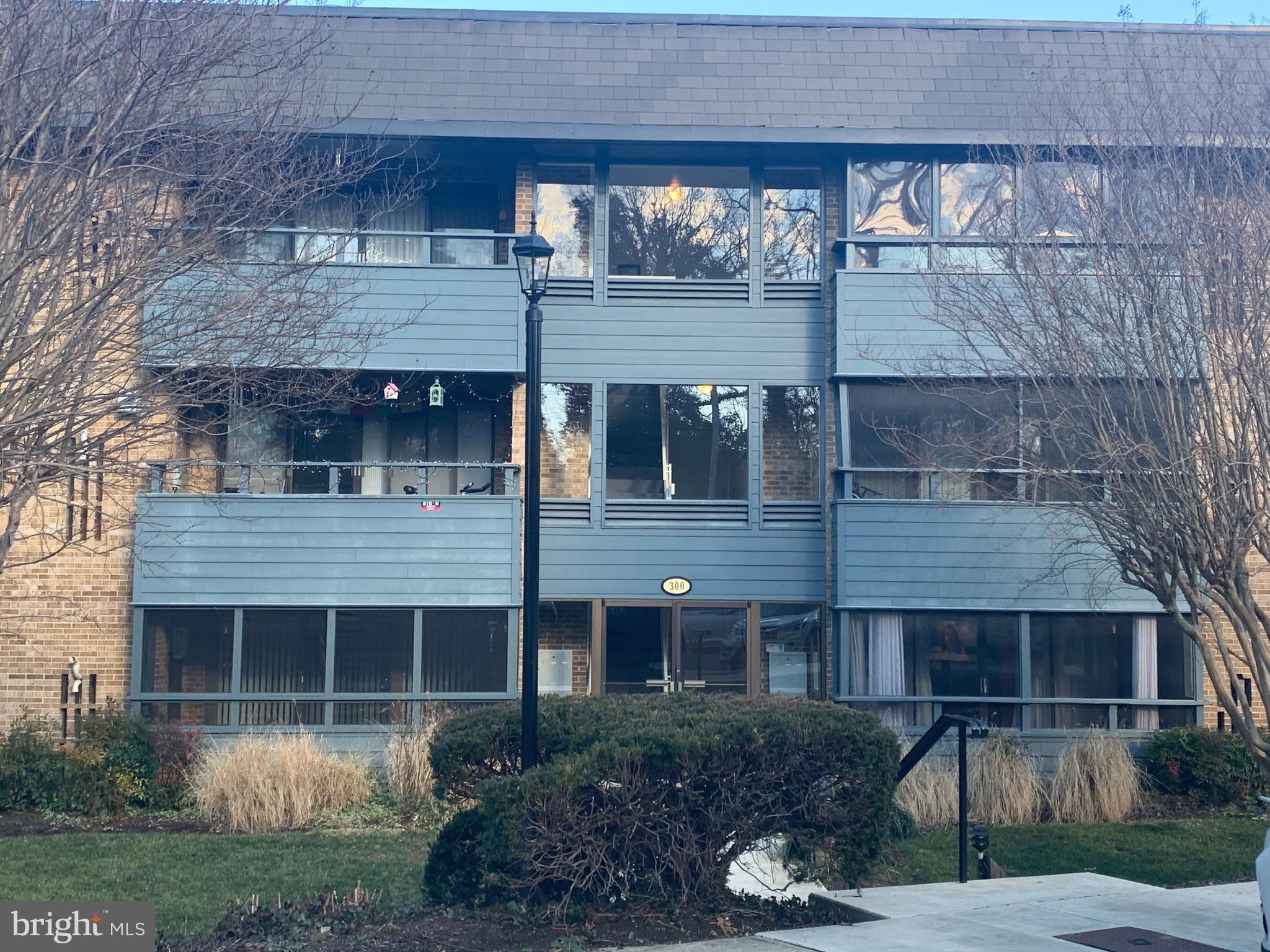 MARINERS COVE - Residential