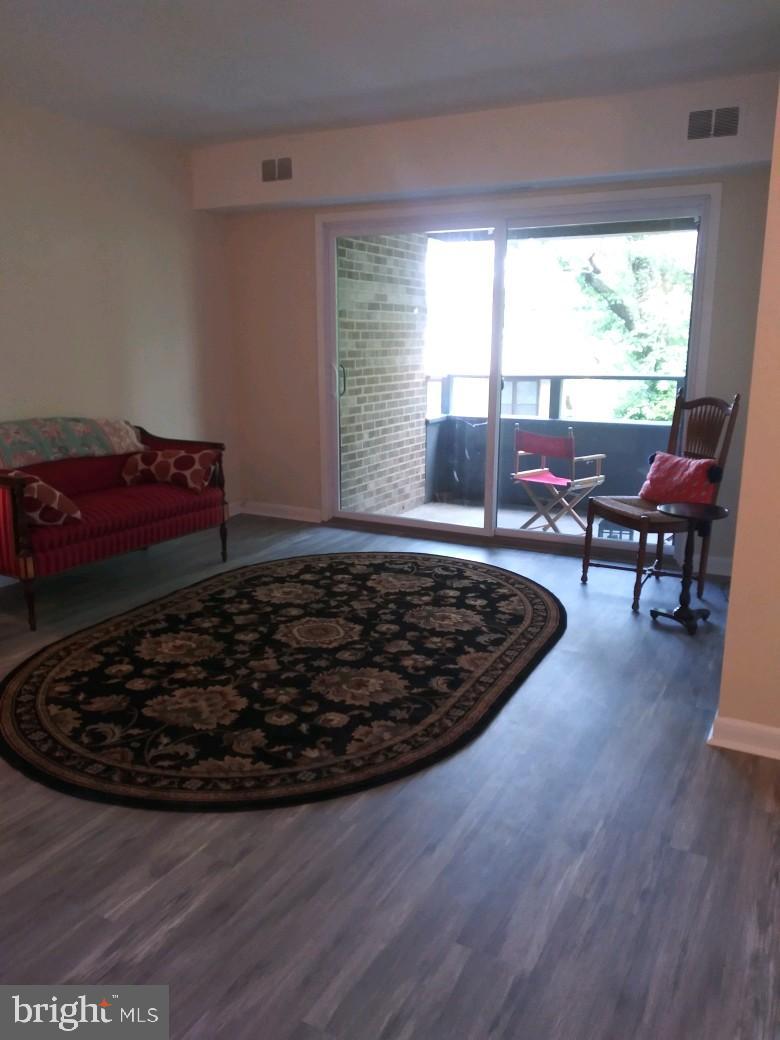 MARINERS COVE - Residential