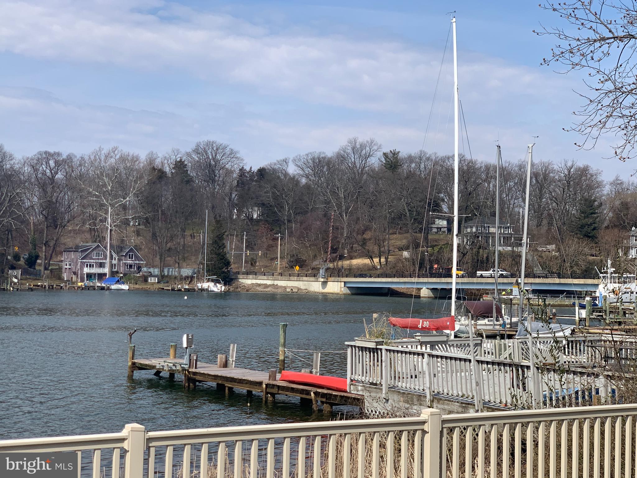 MARINERS COVE - Residential