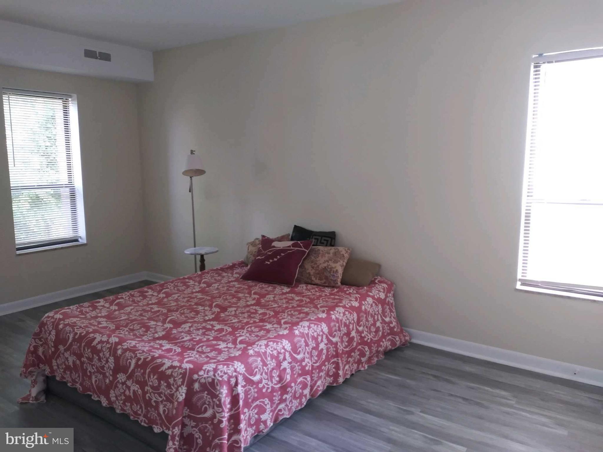 MARINERS COVE - Residential