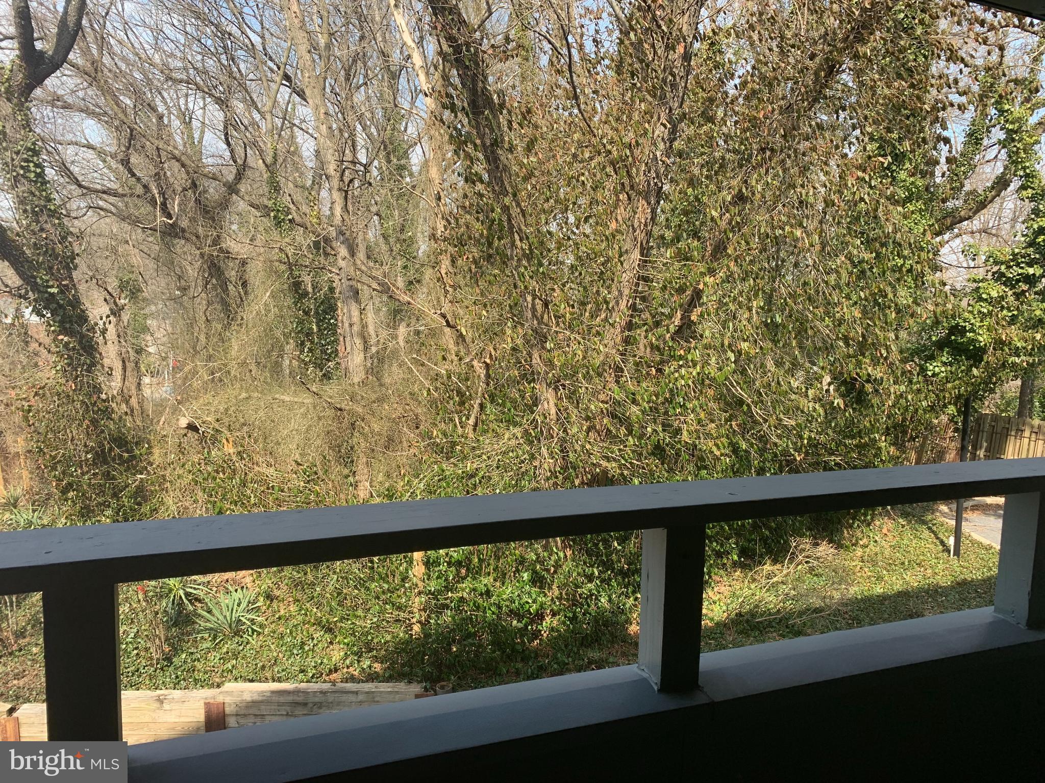 MARINERS COVE - Residential