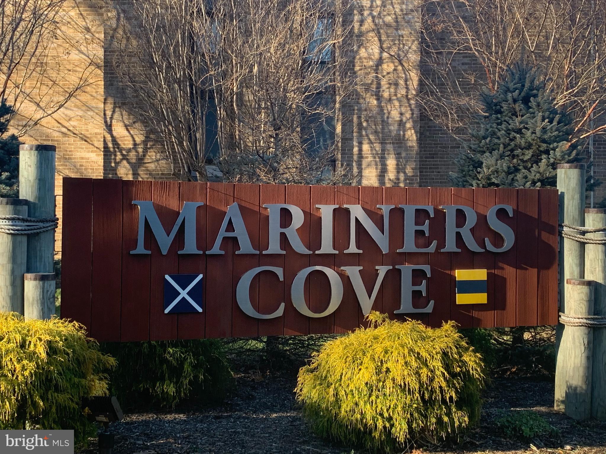 MARINERS COVE - Residential