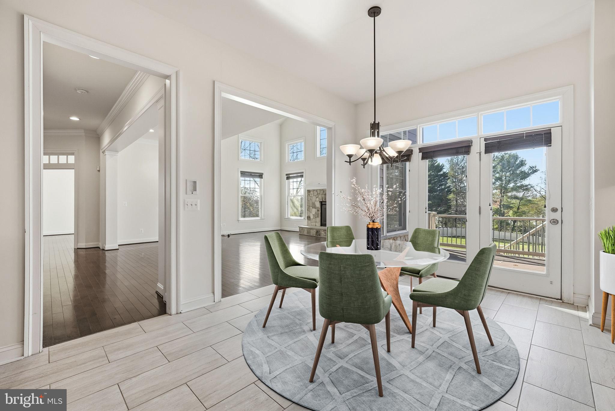 EMBASSY COURT - Residential