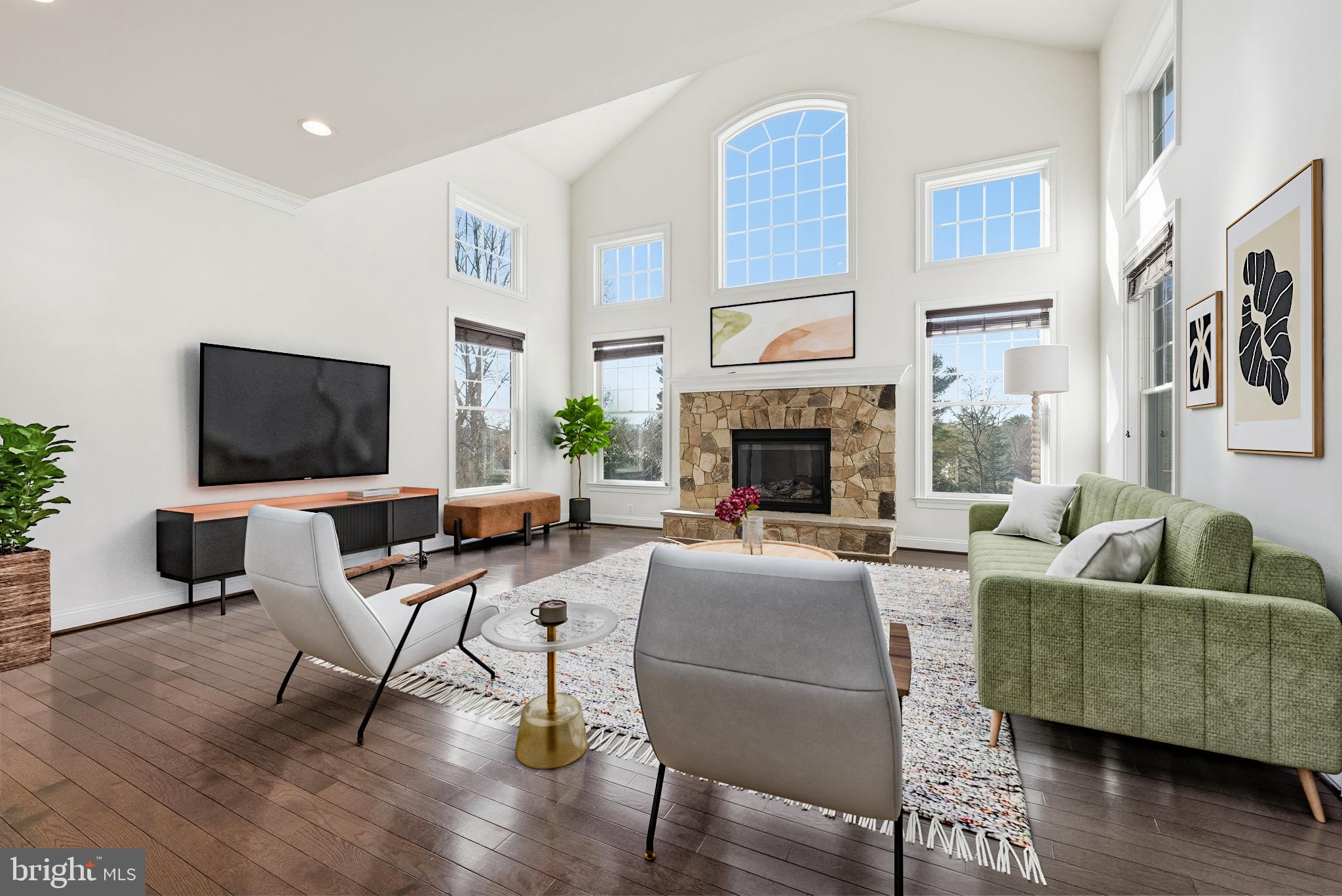 EMBASSY COURT - Residential