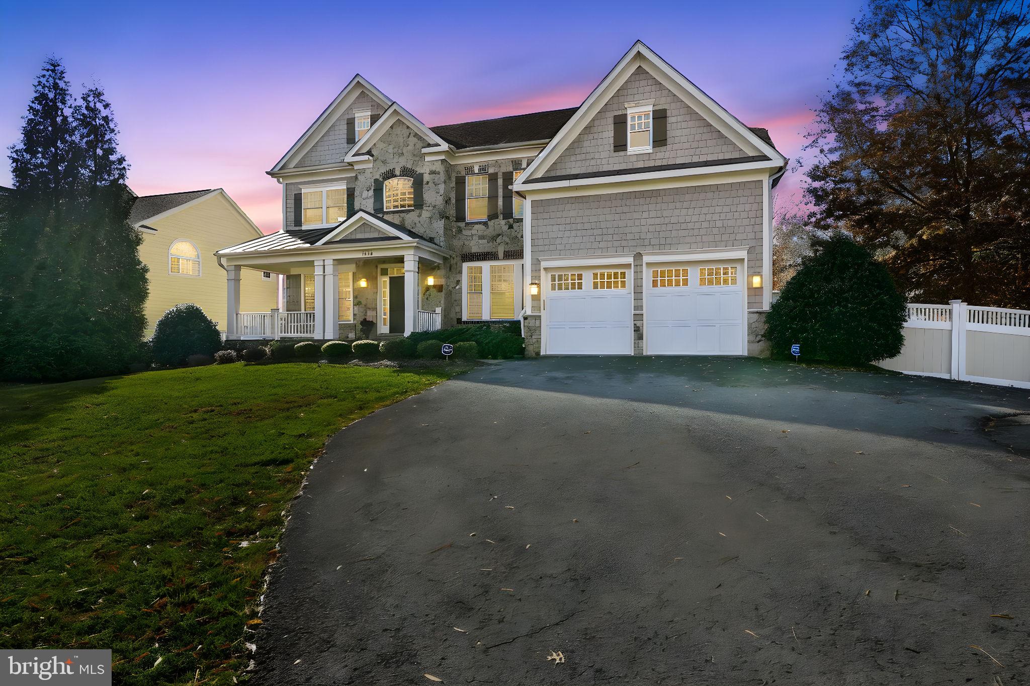 EMBASSY COURT - Residential