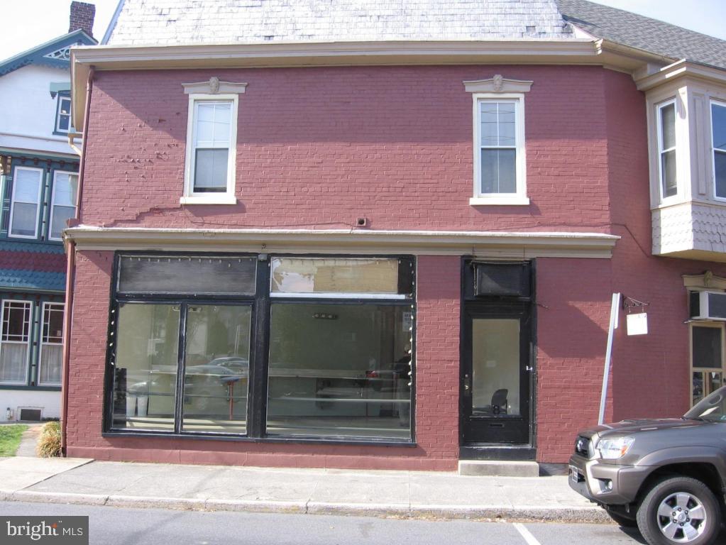EPHRATA BOROUGH - Commercial Lease