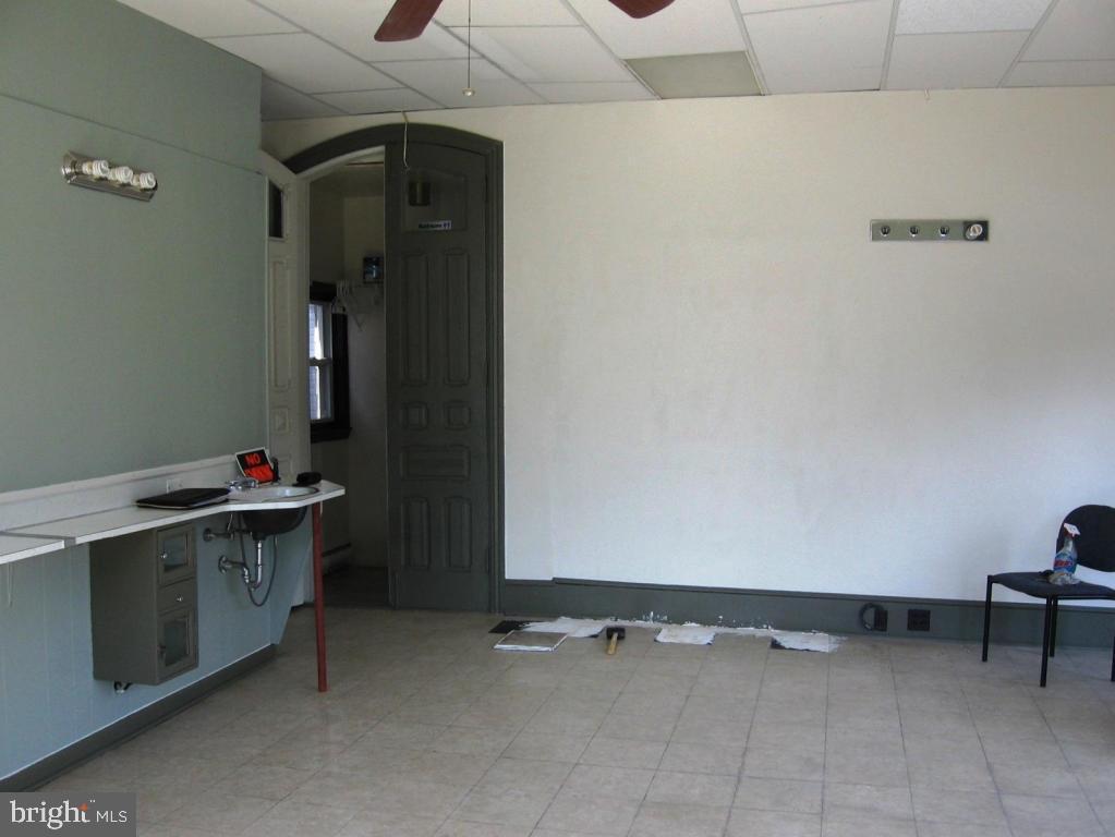 EPHRATA BOROUGH - Commercial Lease