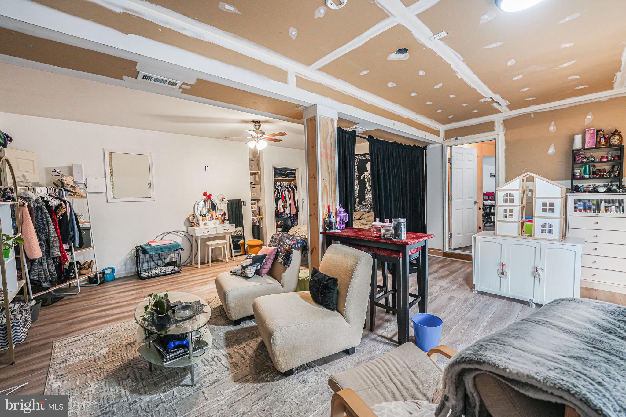 TIMBERLAKE - Residential