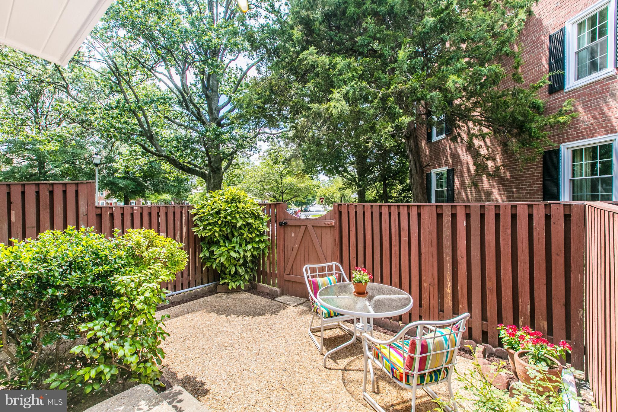 FAIRLINGTON - Residential