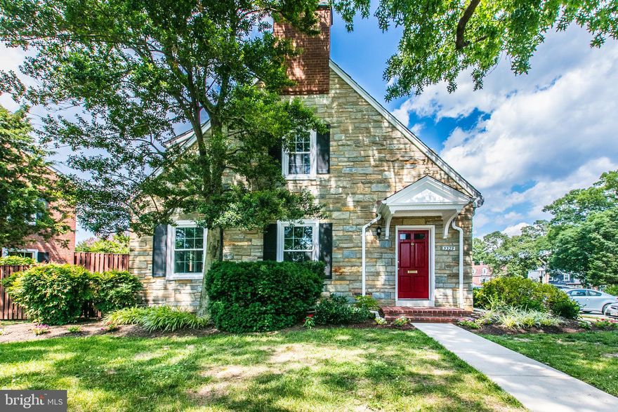 "STUNNING FAIRLINGTON STONE FRONT EDGEWOOD MODEL, RARELY AVAILABLE" Lovely Three Level Townhome Which Has Been Incredibly Cared For With a Meticulous Attention To Detail. So Many Brand New Items To Mention.....High-Efficiency HVAC, Double Pane, Energy Efficient Windows, Hot Water Heater, Entire Basement Level, Plush Carpeting. The Home Has Wonderful Features Such As A Modern Kitchen w/ Recessed Lighting. In Just A Few Steps Your Private Fenced-In Patio Oasis. Amazing Space for Entertaining, Grilling or Simply Relaxing (The association will soon be replacing the fences.) The Enormous Master Bedroom w/ 2 Huge Clothing Closets and 3 Large Cubby Space Closets Has So Many Options. Currently, The 12x13 Main Room Has an Office/Sitting Area/Nursery Which is 9x5. Many Residents Have Converted This One Giant Master BR Into 2 Separate BR's. Completely Renovated Master Full Bath w/ Elegant Choices In Immaculate Condition. Linen Closet. Large Finished Basement w/Back Den Used As a 2nd Bedroom w/En-Suite Full Bath. Solid Red-Oak Hardwoods Throughout. Entire Home Just Painted in Modern Move-In Paint Colors. Crown and Chair Rail Moldings. Large Attic Perfect for Storage. Rare Assigned End Parking Space. Extremely Low Condo Fee. Wonderful Location Surrounded by Gardens and Green Space. Quick Walk to Pool & Tennis. A DC Commuters Dream....Last Few On & First Few Off The Bus, On Average-7 Minutes To The Pentagon!  Fairlington Is A Majestic Historically Designated Community Offering One Of The Most Unique Living Environments In The Entire DC Metro Area. The Incredible Green Spaces w/ an Abundance Of Park Like Settings Are One Of The Reasons So Many People Are Drawn To This Incredible Community. There Are Four Major Shopping Areas All Within Walking Distance That Give Residents The Ability To Walk Everywhere. Shirlington Village Offers Shops, Restaurants, Grocery Store, Library, Movie Theatre And Signature Theatre. The Community Has A Plethora Of Walking Trails, Dog Parks And An Unmatched Friendliness That Is Refreshing. We Hope To See You Soon Visiting This Wonderful Home and Amazing Place To Live.