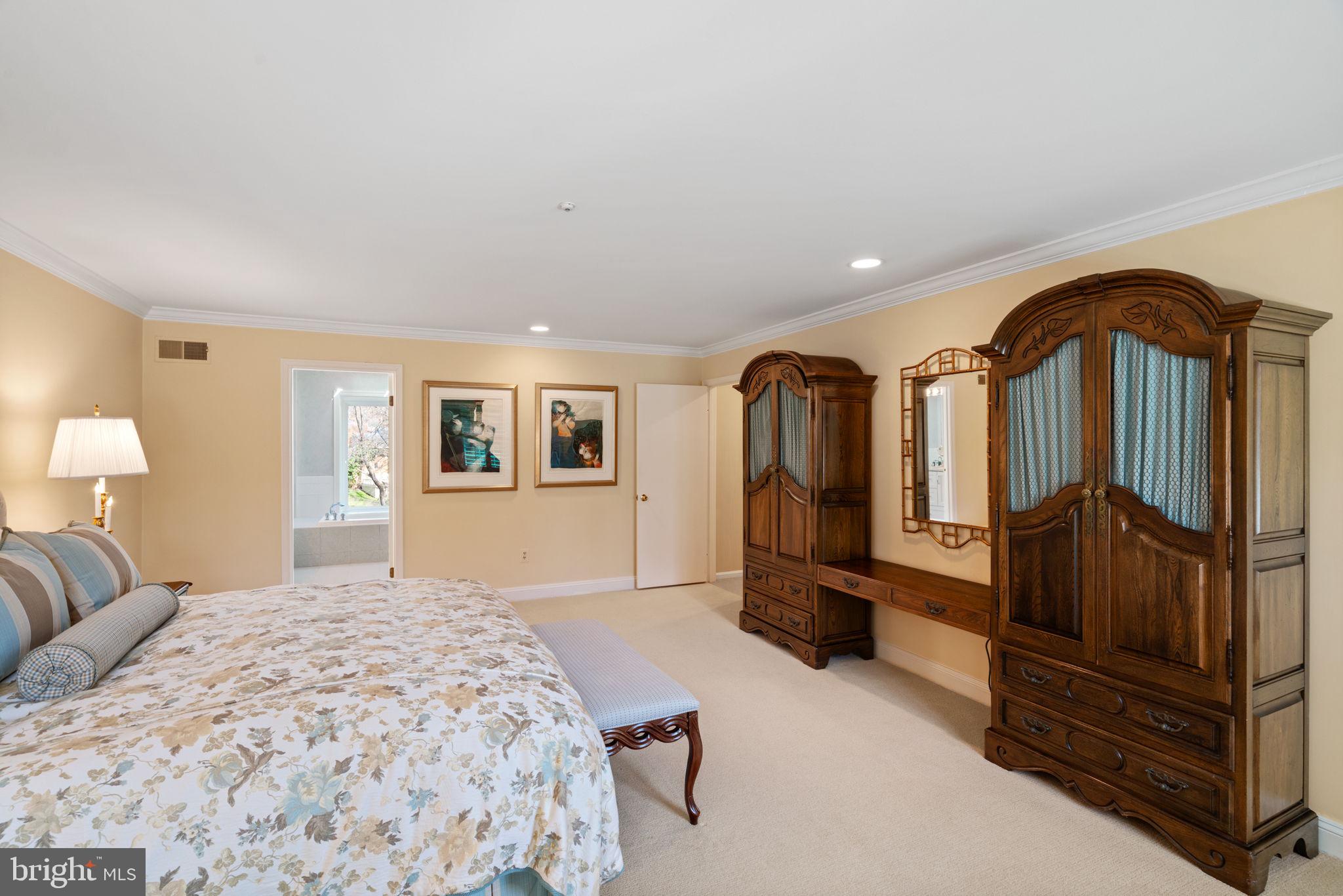 BRIDLE PATH MANOR - Residential