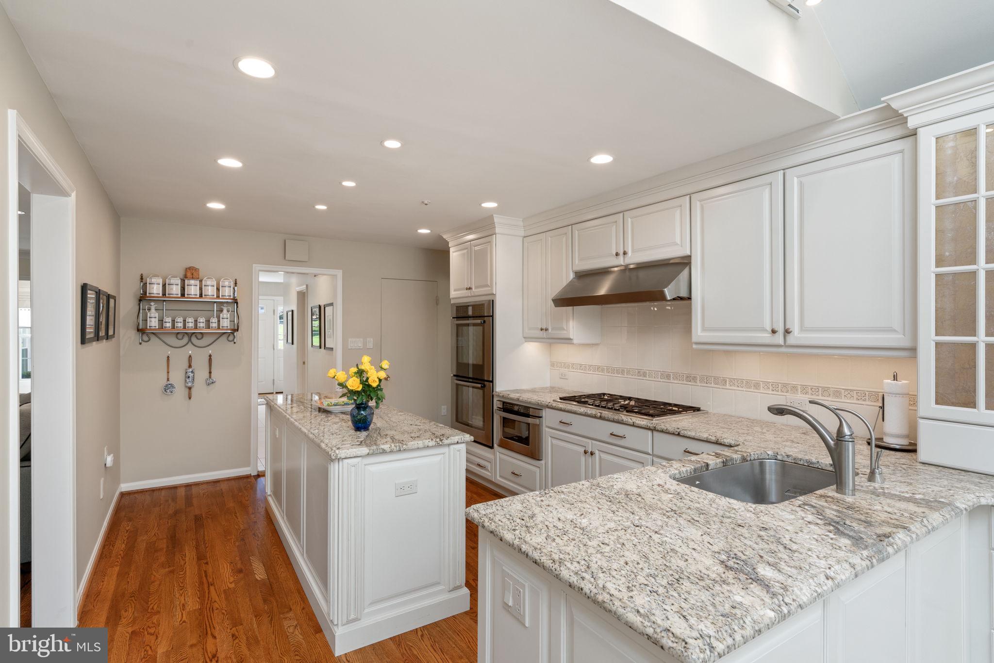 BRIDLE PATH MANOR - Residential