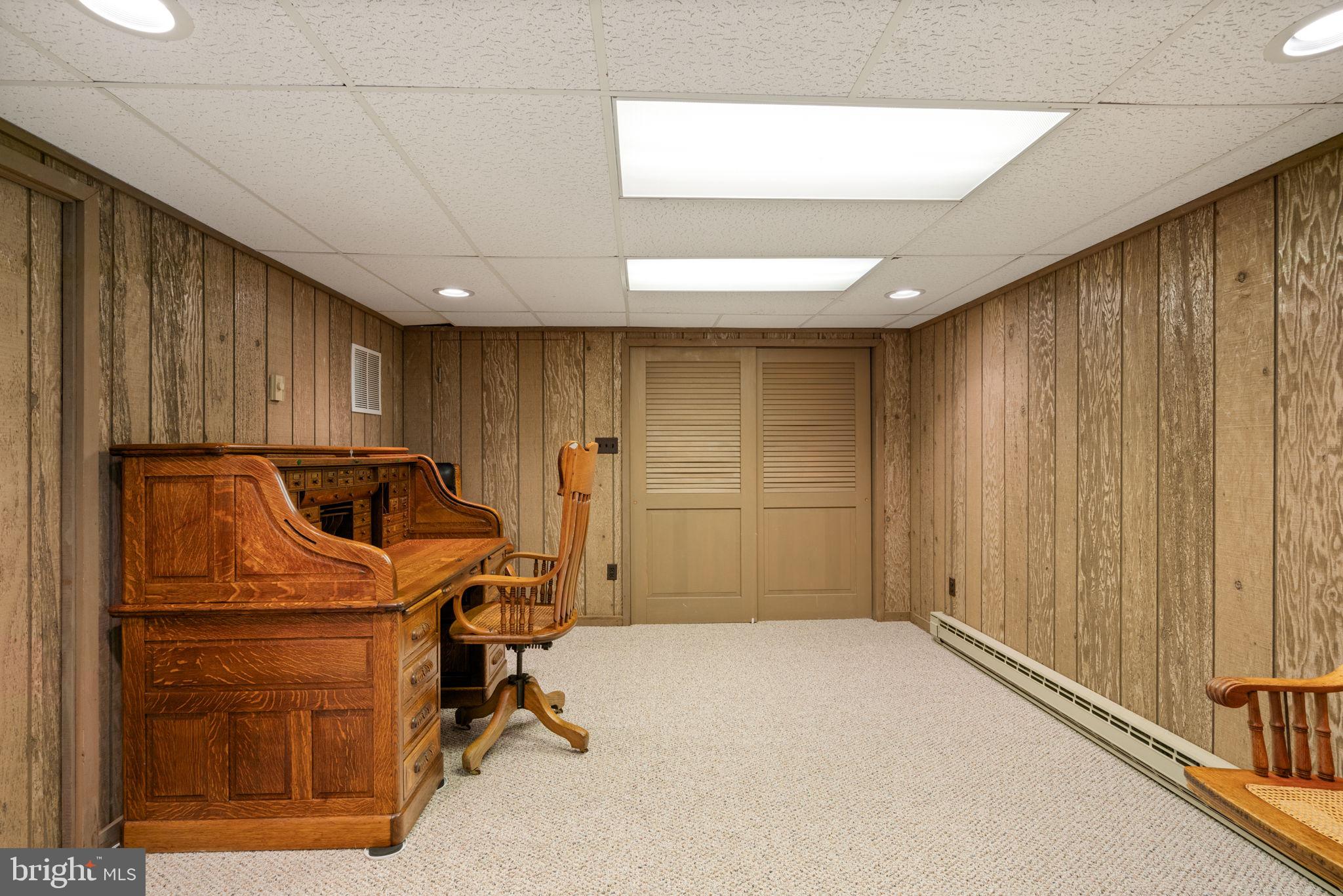 BRIDLE PATH MANOR - Residential