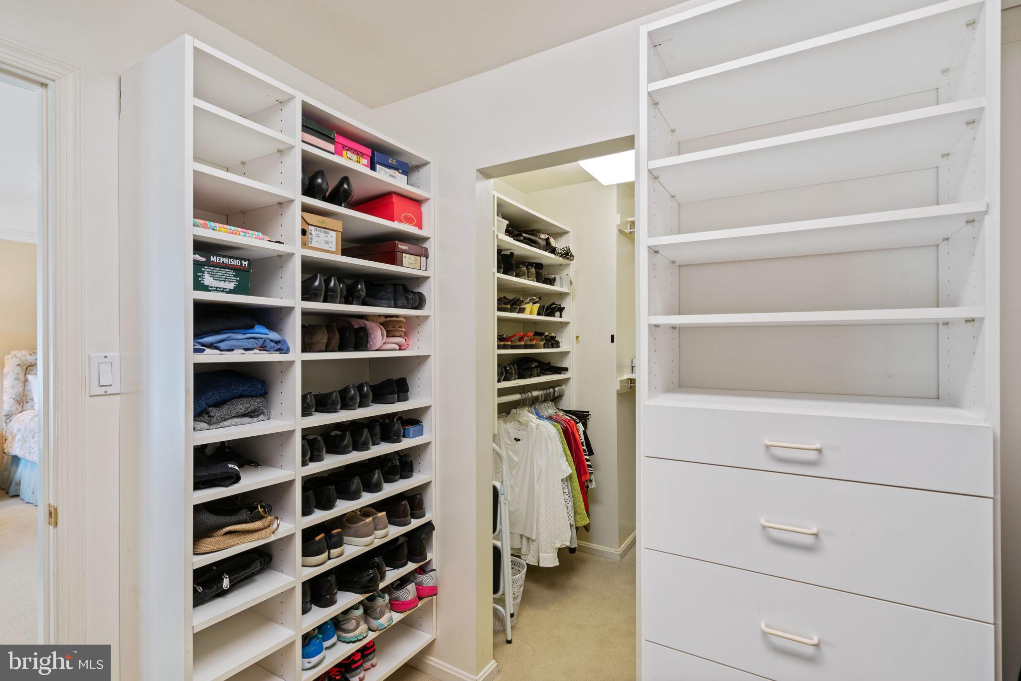 BRIDLE PATH MANOR - Residential