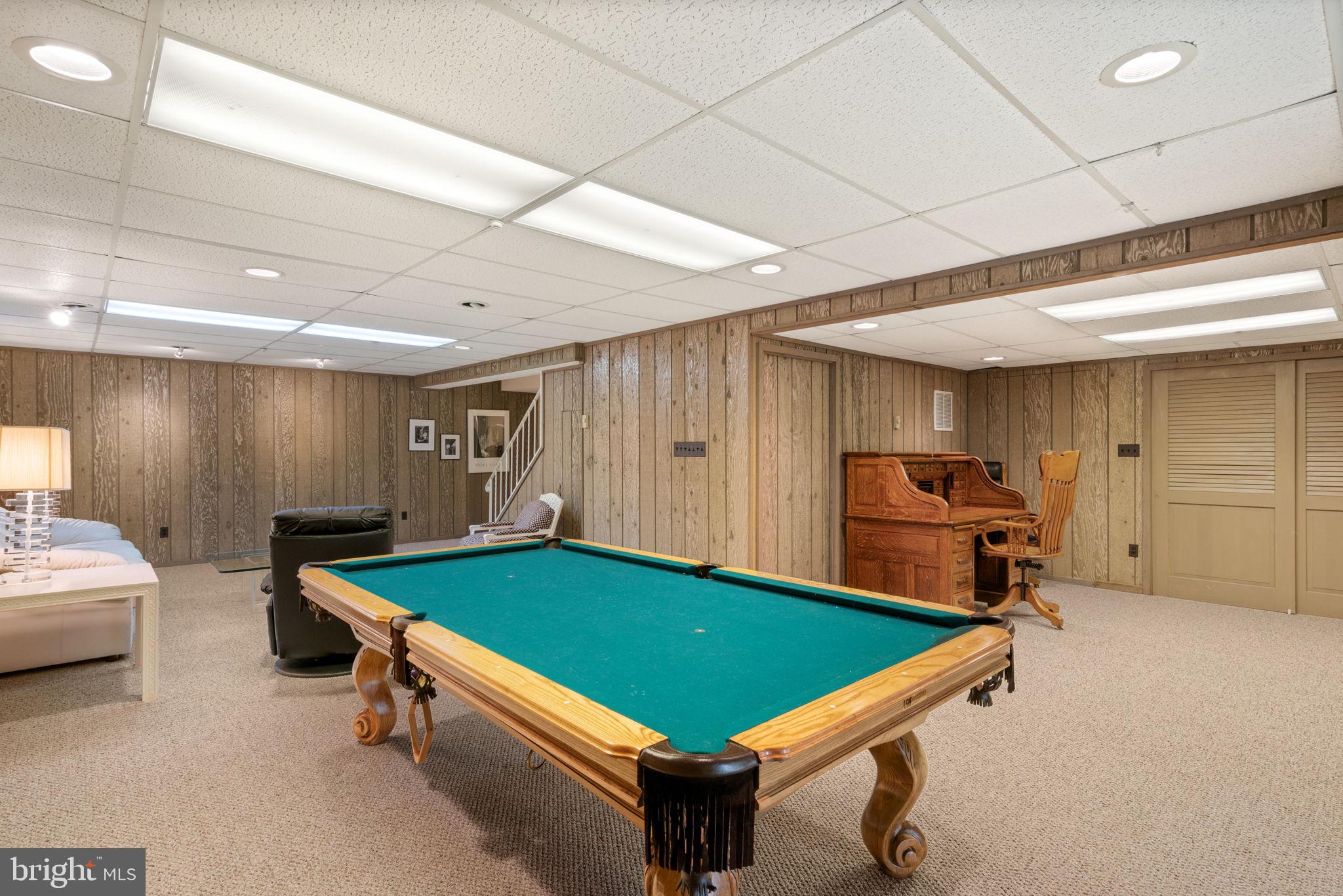 BRIDLE PATH MANOR - Residential