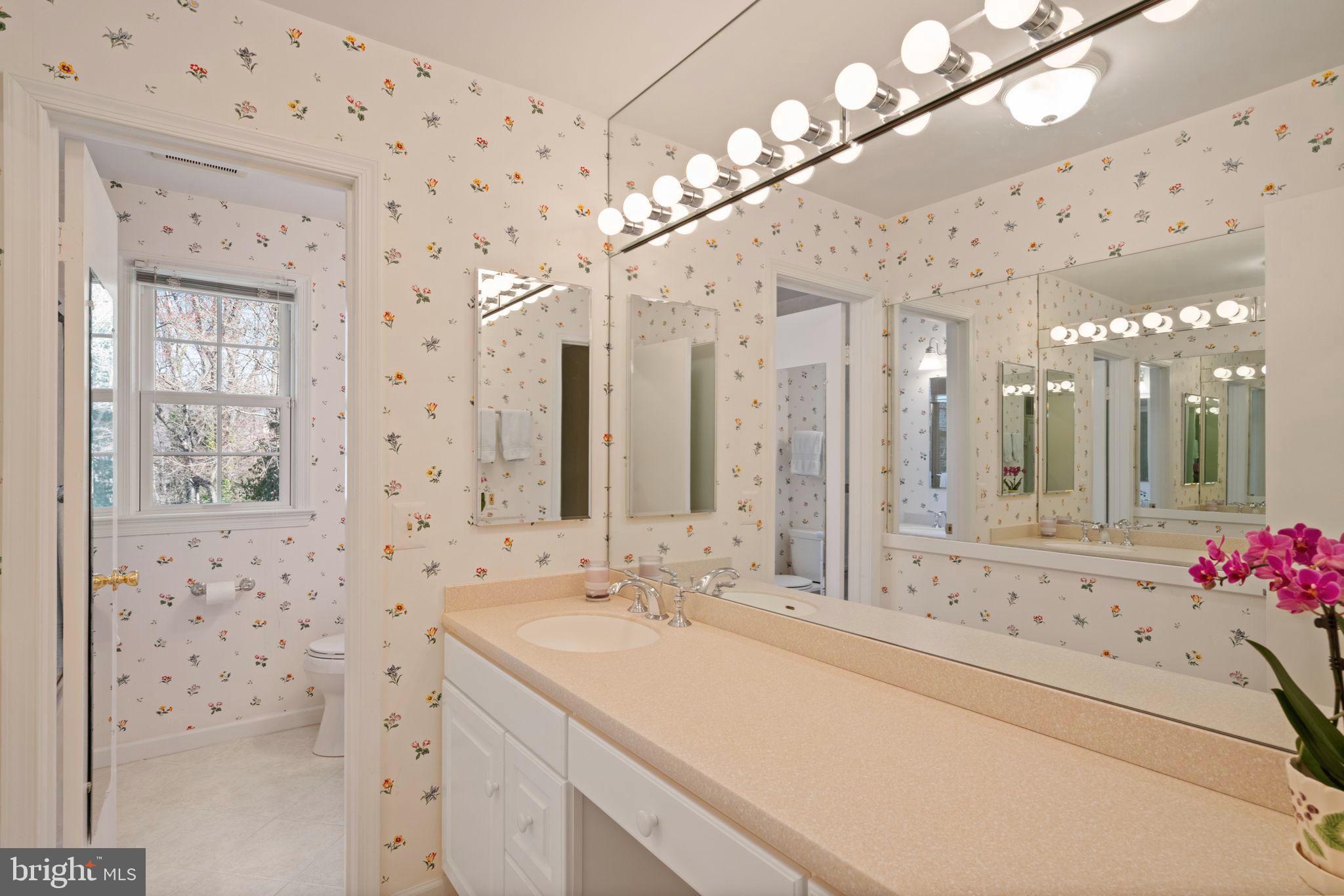 BRIDLE PATH MANOR - Residential