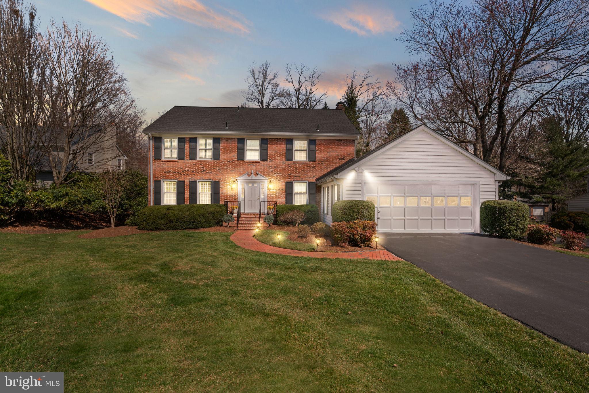 BRIDLE PATH MANOR - Residential