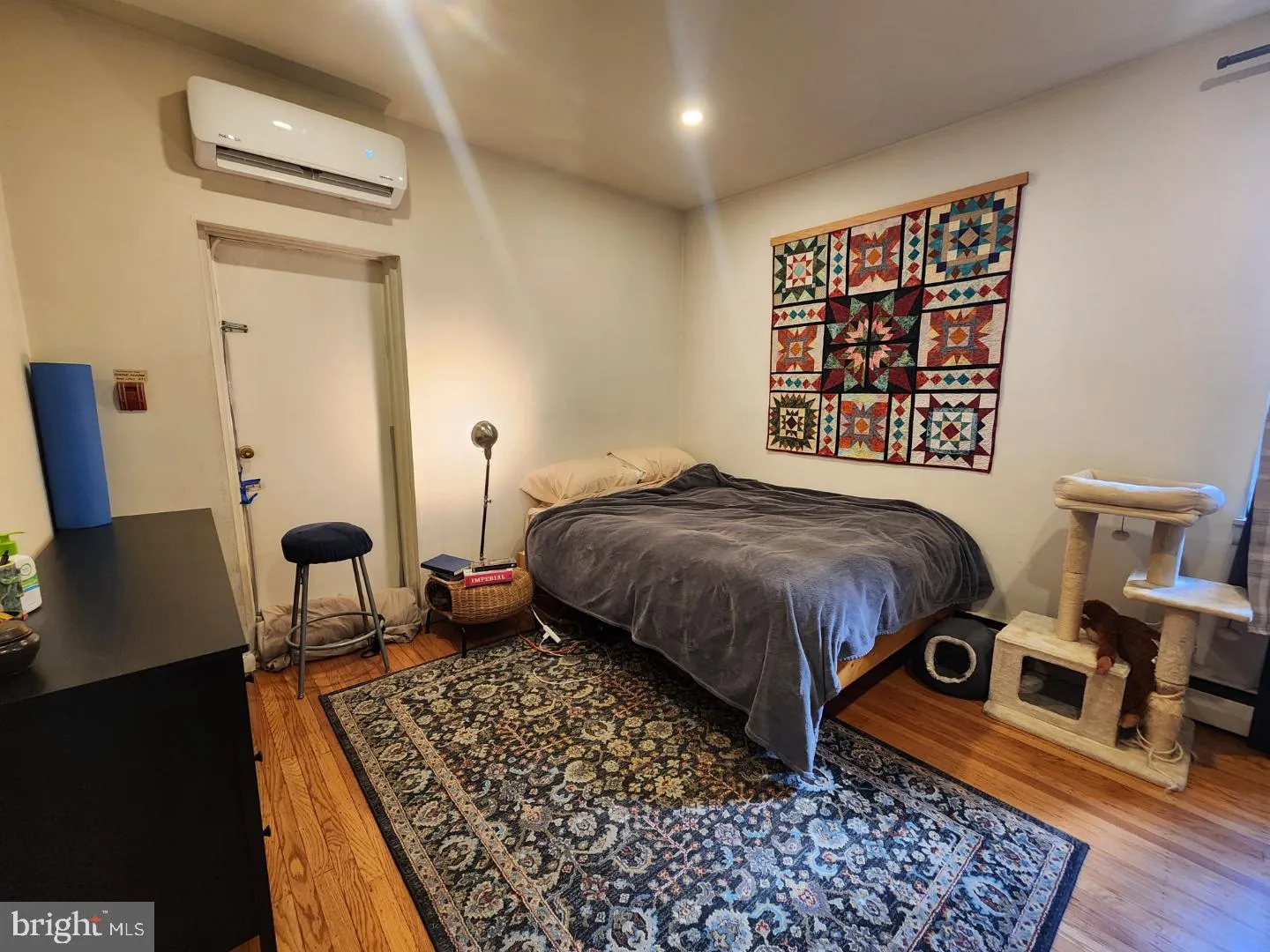 Philadelphia, Pennsylvania 19107, United States, 1 Bedroom Bedrooms, ,1 BathroomBathrooms,Residential,Pending,107504