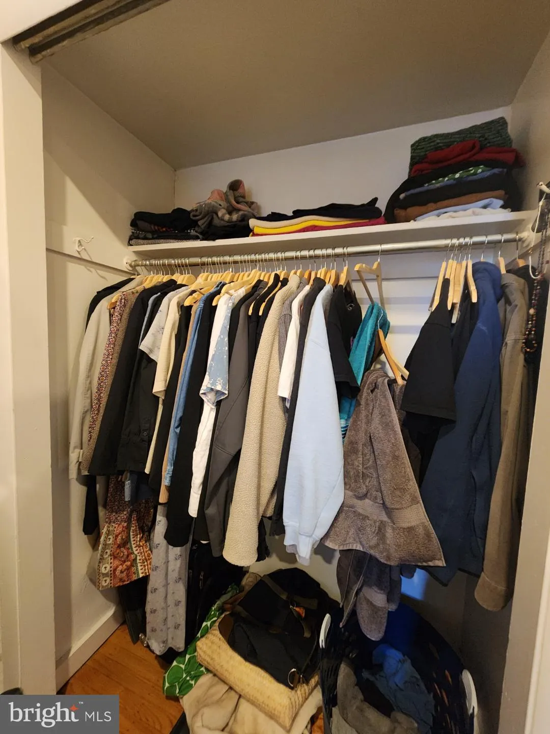 Philadelphia, Pennsylvania 19107, United States, 1 Bedroom Bedrooms, ,1 BathroomBathrooms,Residential,Pending,107504