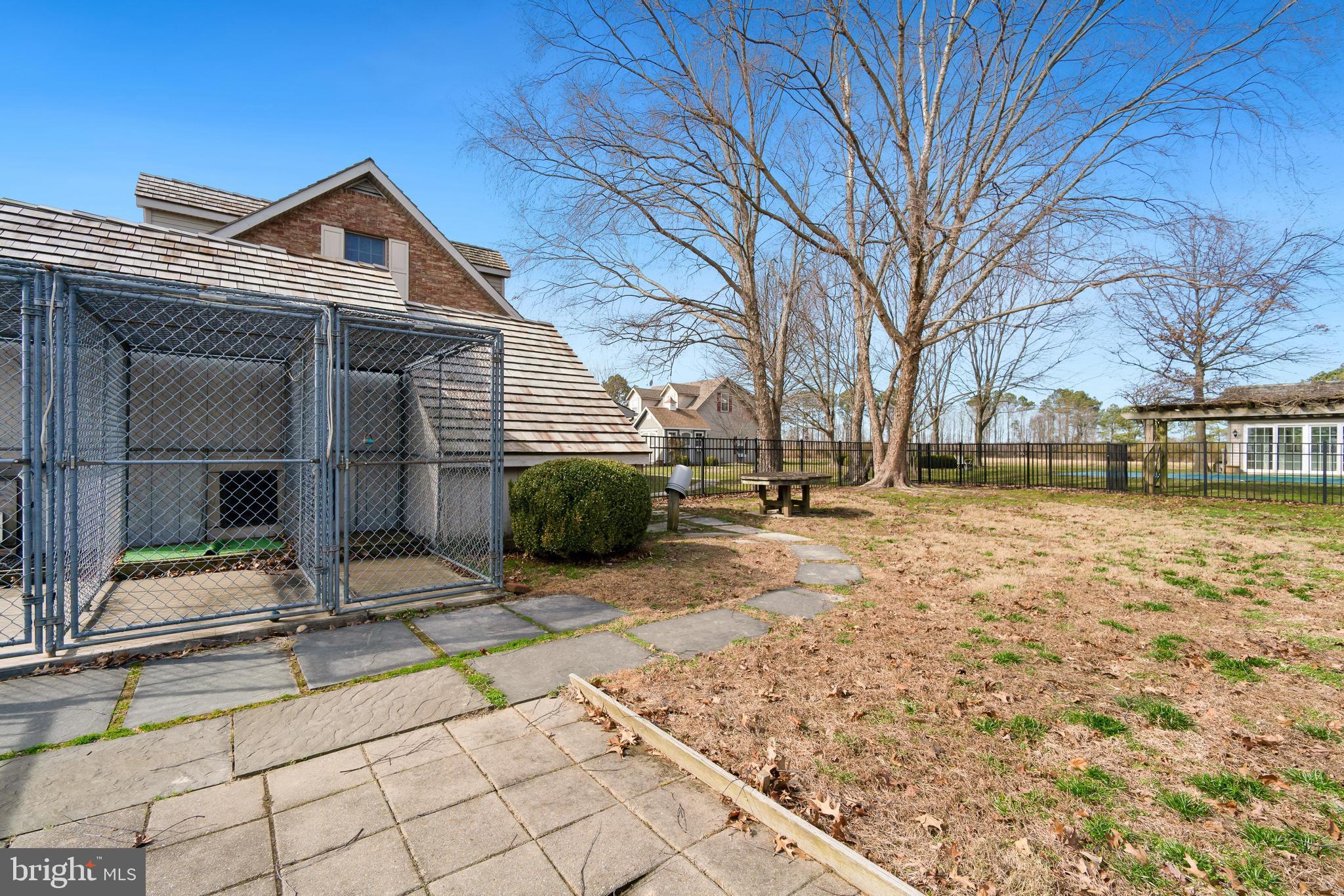 LITTLE NECK FARM - Residential