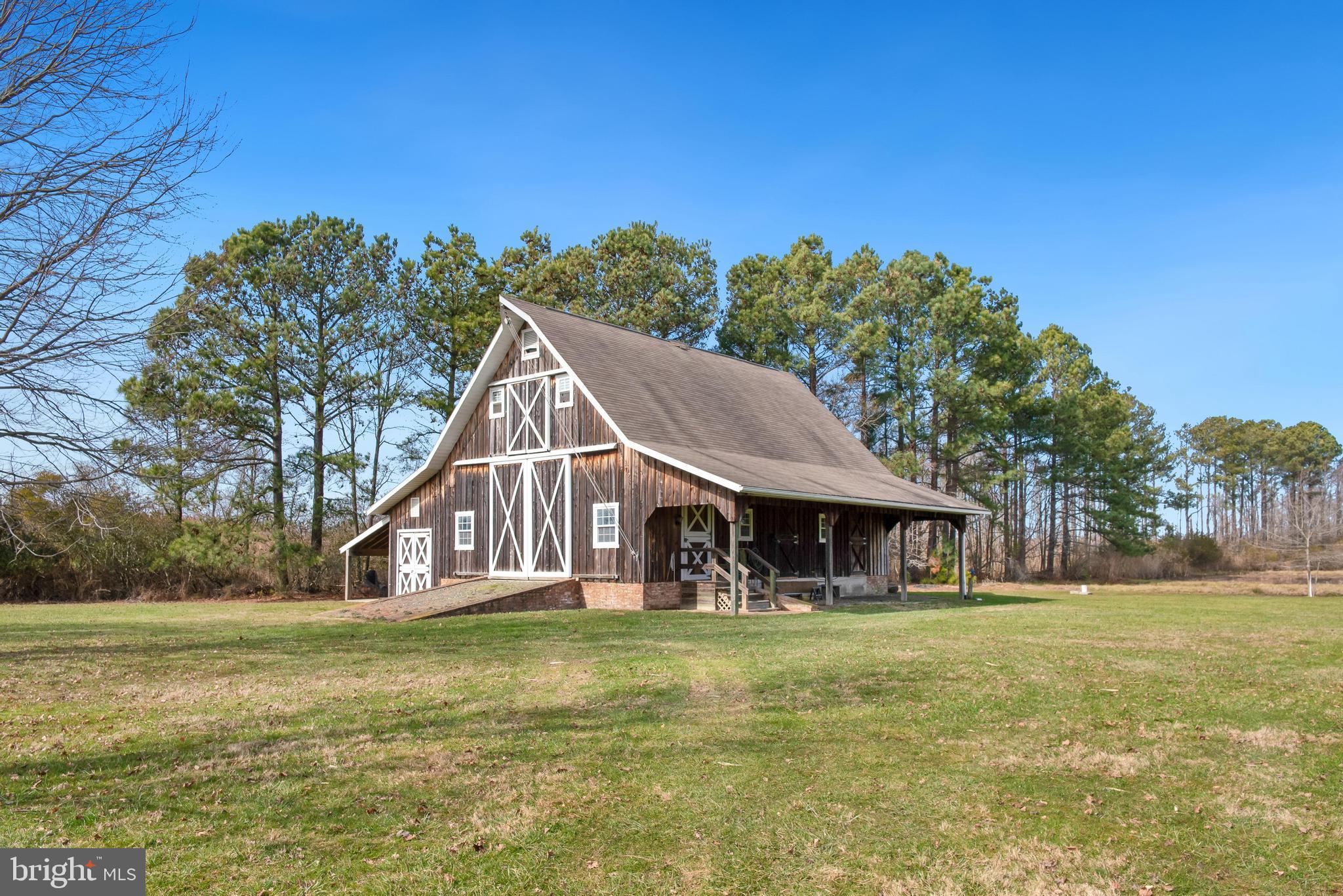 LITTLE NECK FARM - Residential