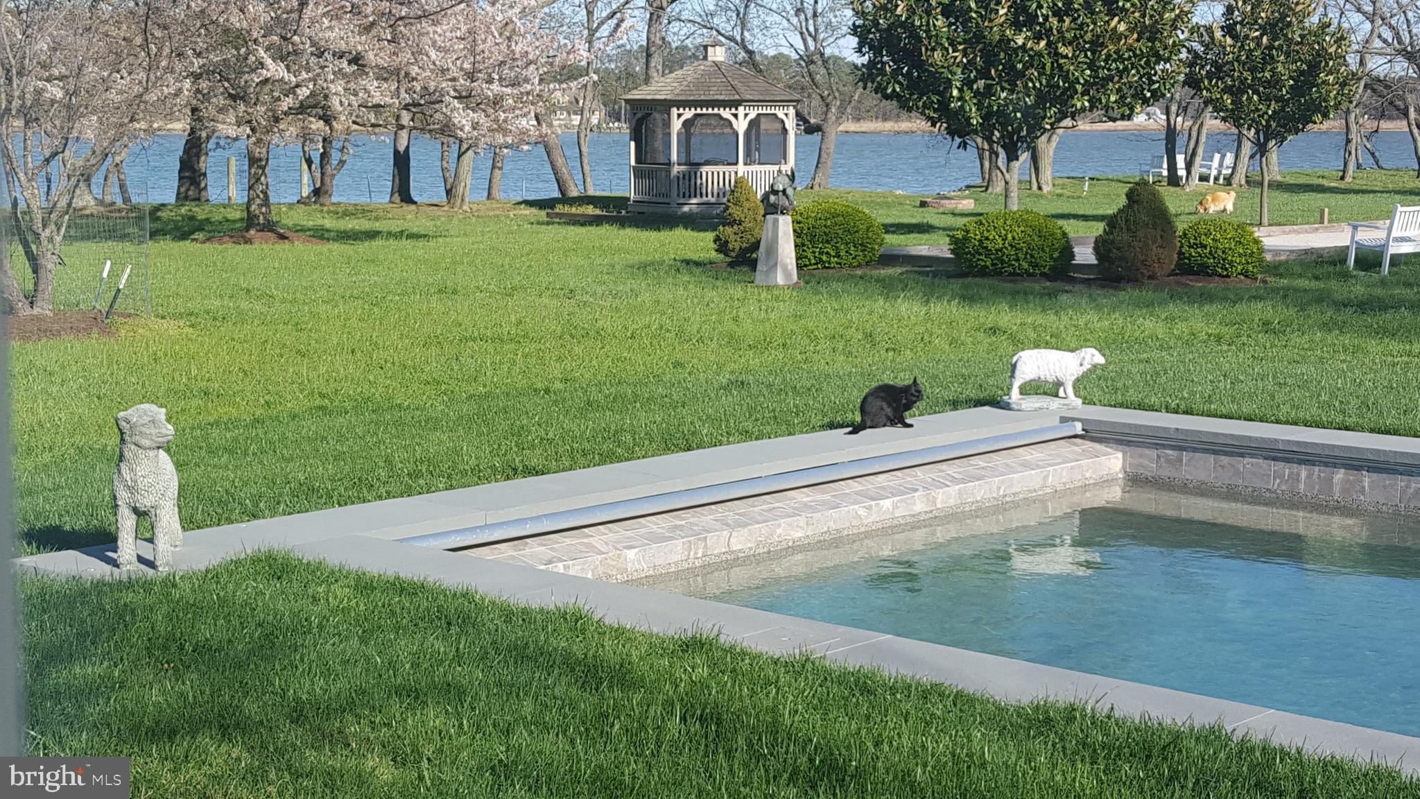 LITTLE NECK FARM - Residential