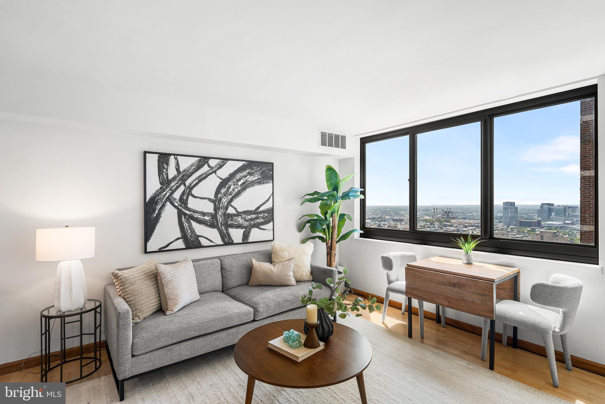 1420 LOCUST STREET 00 35H